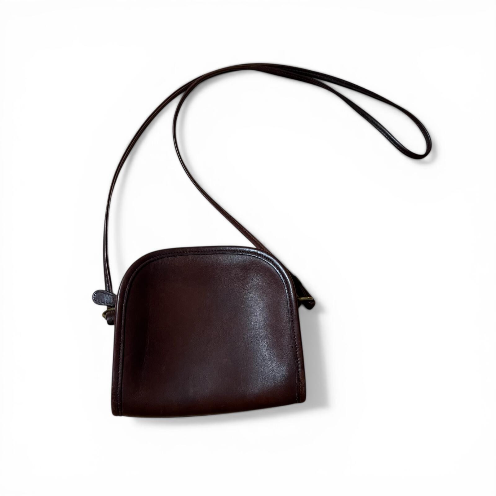 Vintage 90s Classic Brown Leather Crossbody Bag