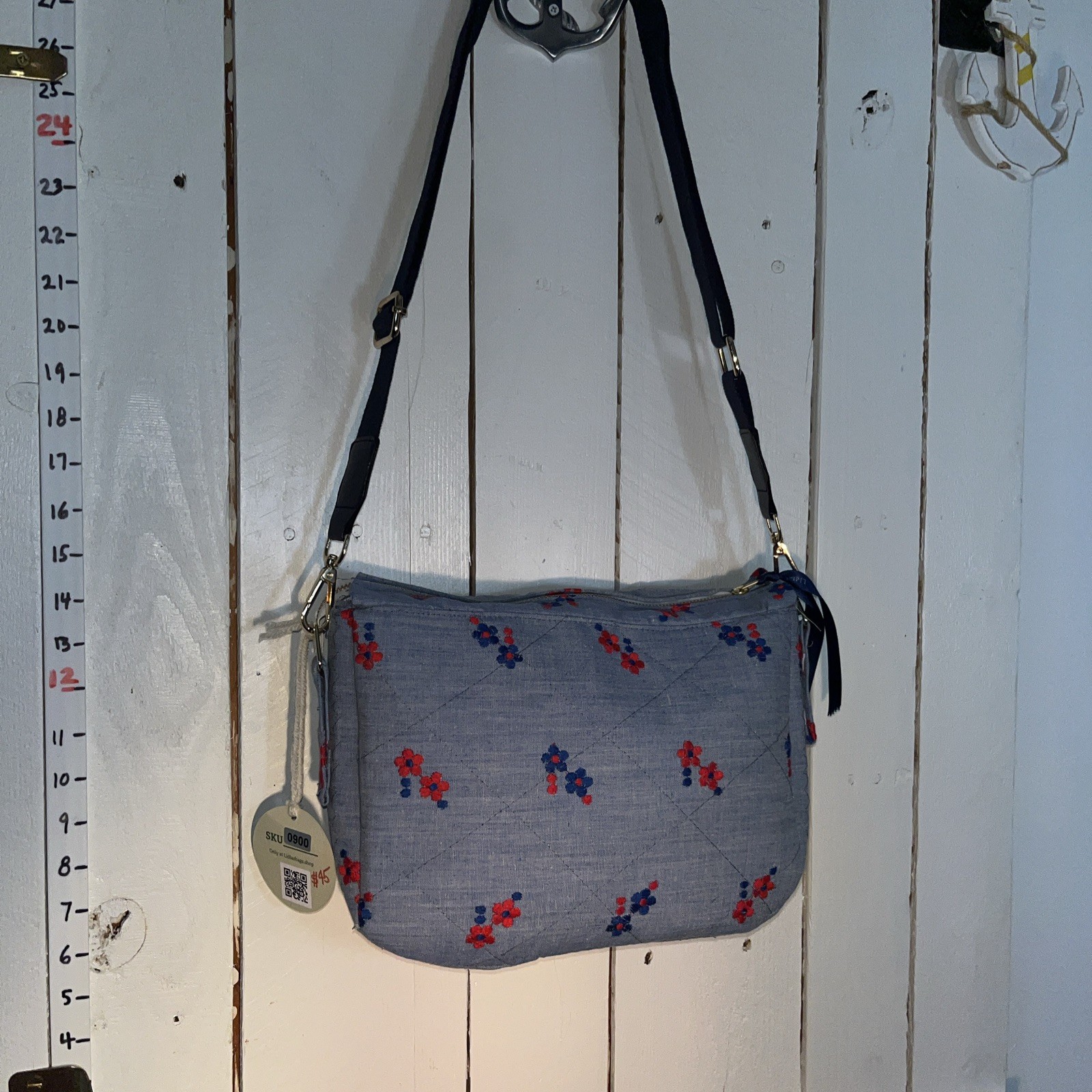 Lidia’s Handmade Embroidered Quilted Bag 0900-3