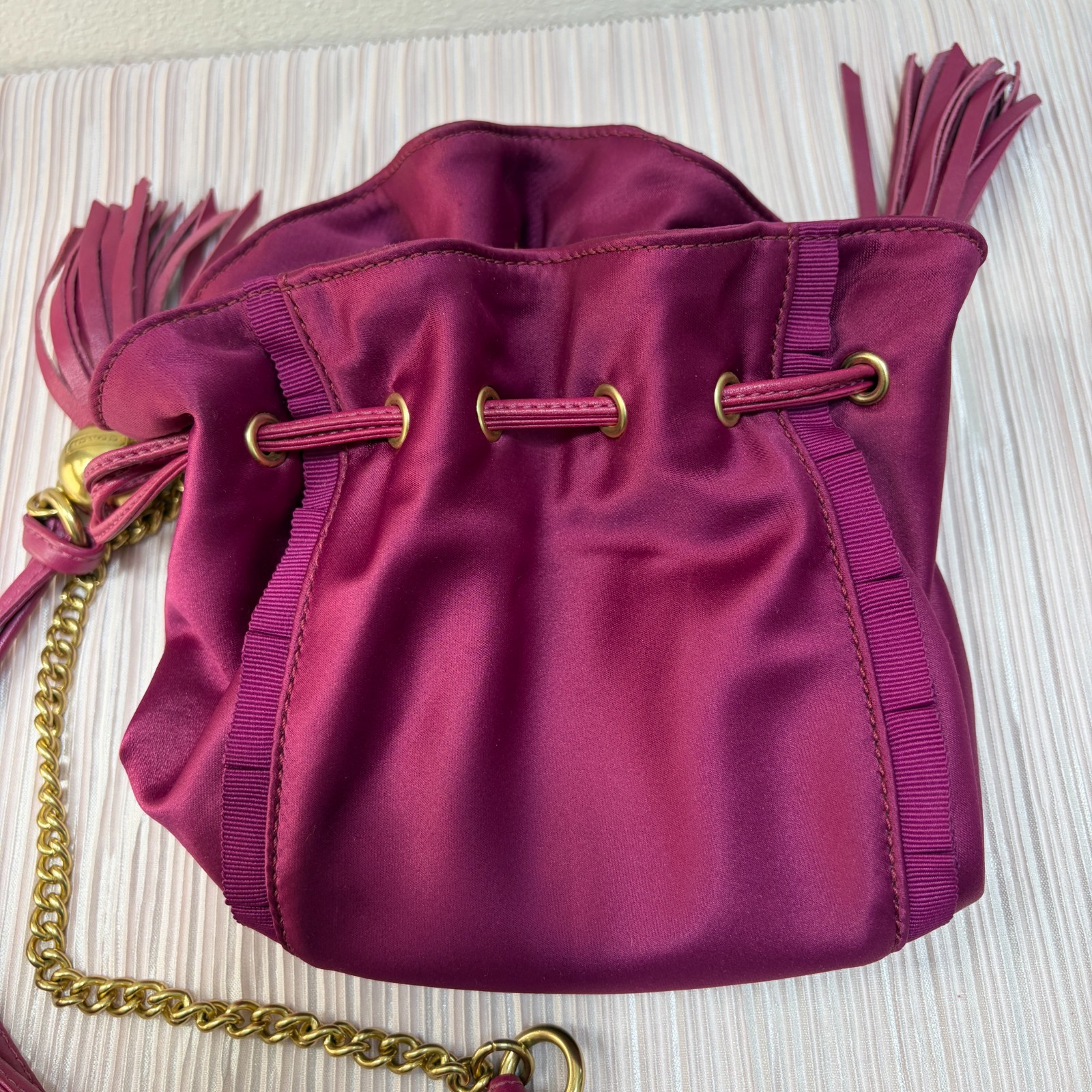 Coach Amanda Drawstring Shoulder Bag 43178 – Fuchsia Satin – 2009 – EUC
