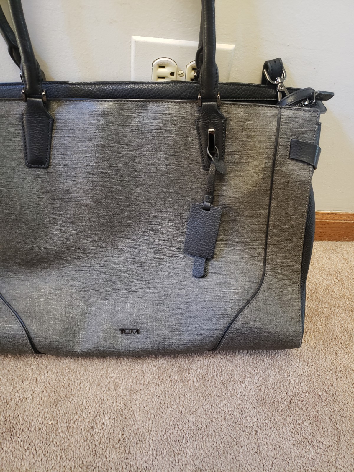 TUMI Stanton Nia Commuter Briefcase Business Computer Bag 110062 T542 734402EG