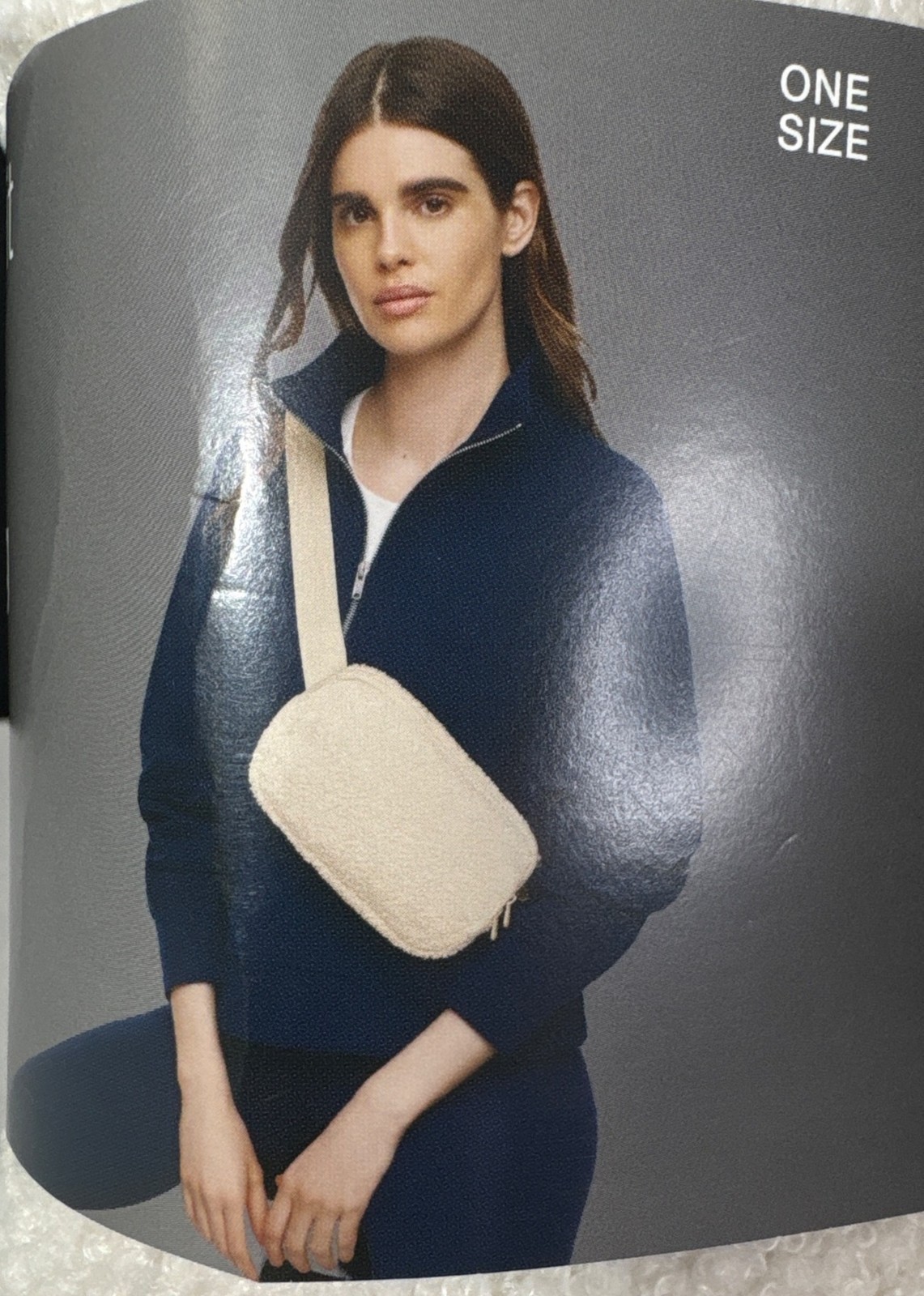 GapFit Belt Bag Fanny Pack Adjustable Waist Strap Cream Crossbody Sherpa Fleece