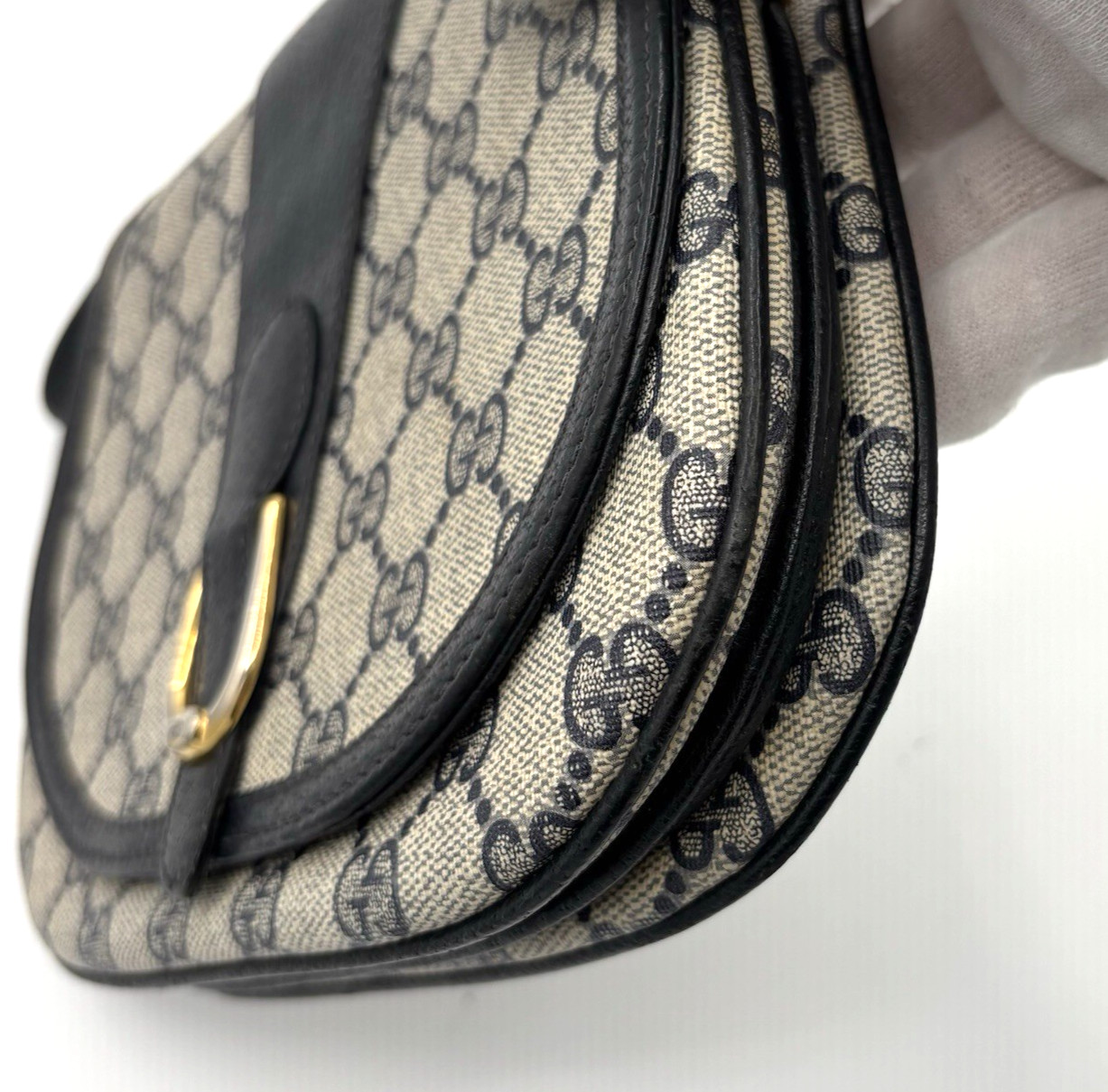 Vintage GUCCI GG Supreme Shoulder Bag Crossbody PVC Leather Navy Authentic 0077