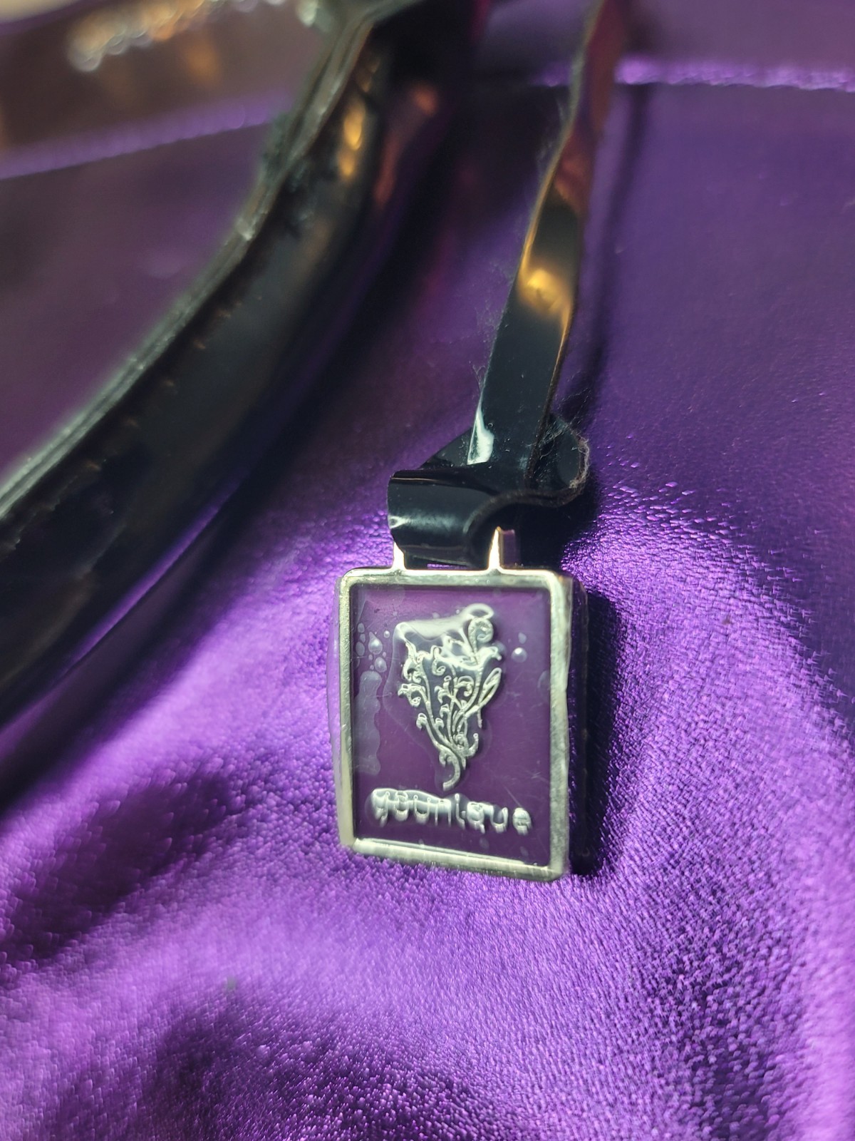 Younique Presenter Metallic Purple Tote Bag & Crossbody Strap NWOT