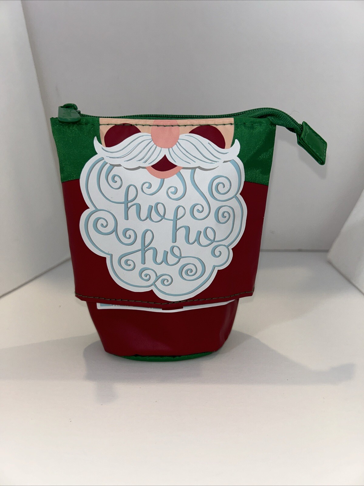 Thirty One SANTA’S BEARD Hide And Peek Pouch EXPANDS TO 7-1/4” High NWT