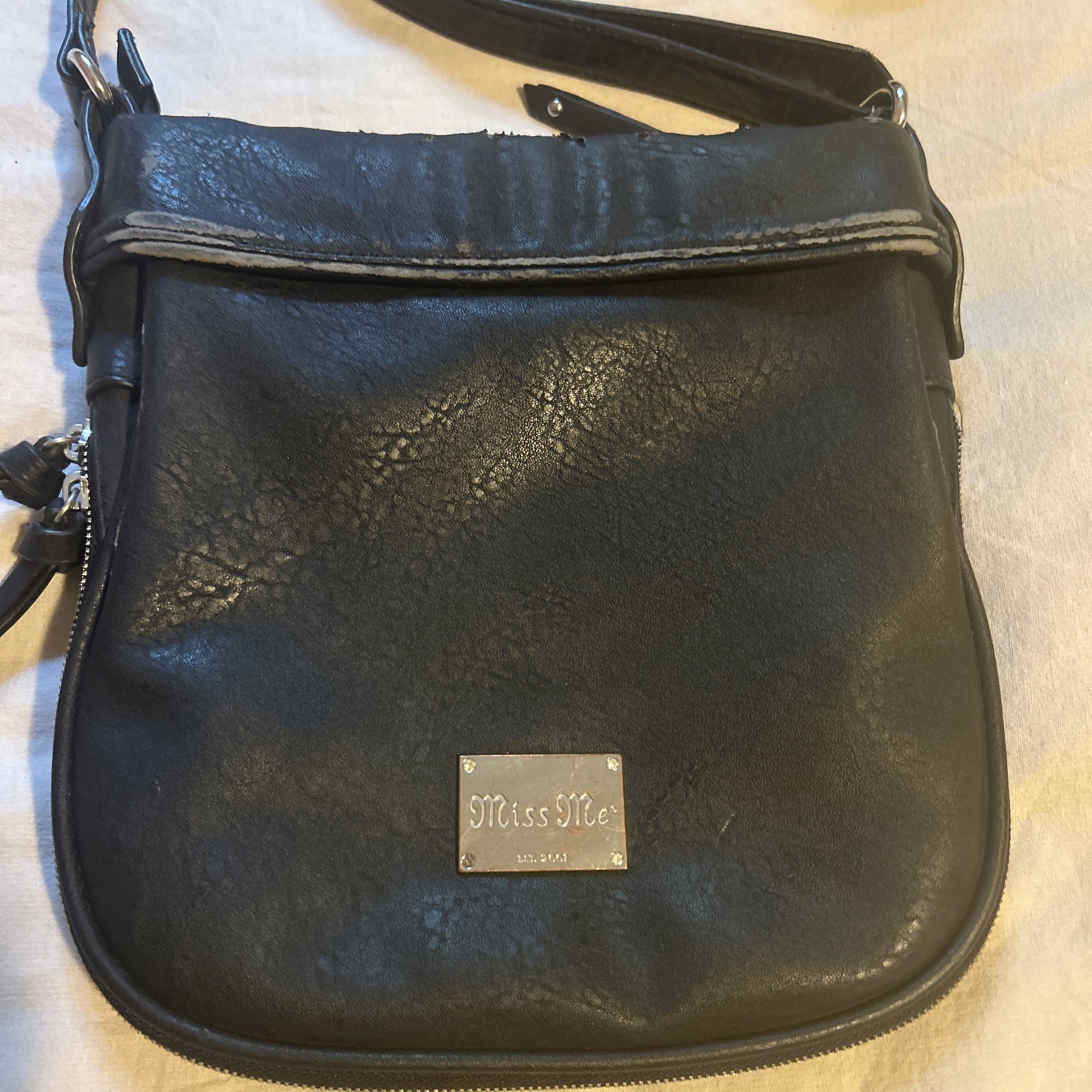 DISTRESSED Miss Me Crossbody Expand Adjust Faux Leather Angel Wing Black Bag