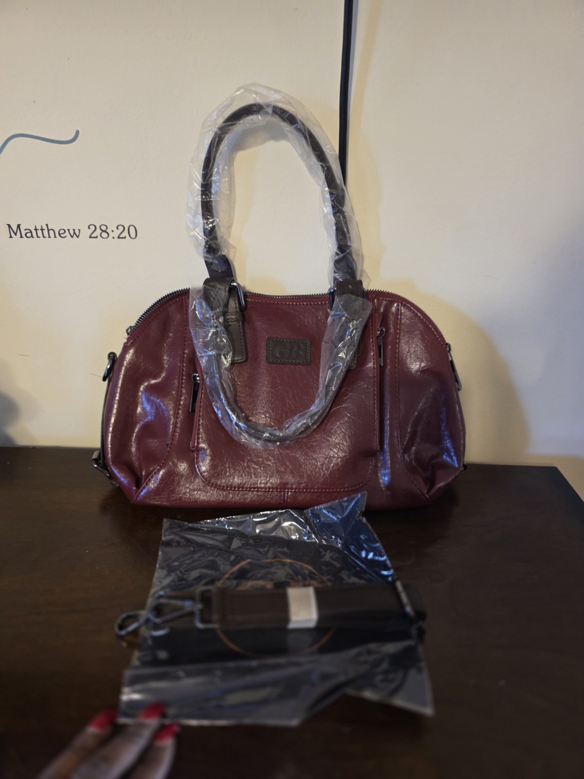 GH Burgundy Satchel/Top Handle Bag with Detachable Strap & Zipper Accents
