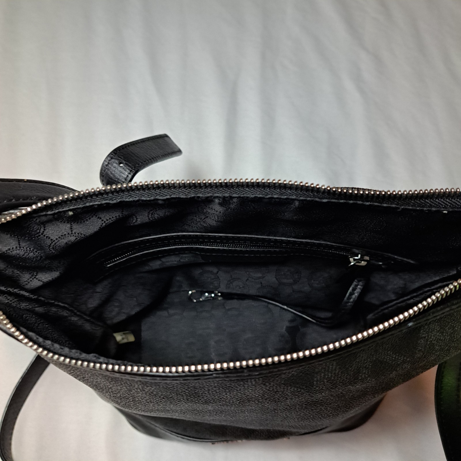 Michael Kors Small Crossbody Handbag Purse Bag Shoulder Black Great Condition