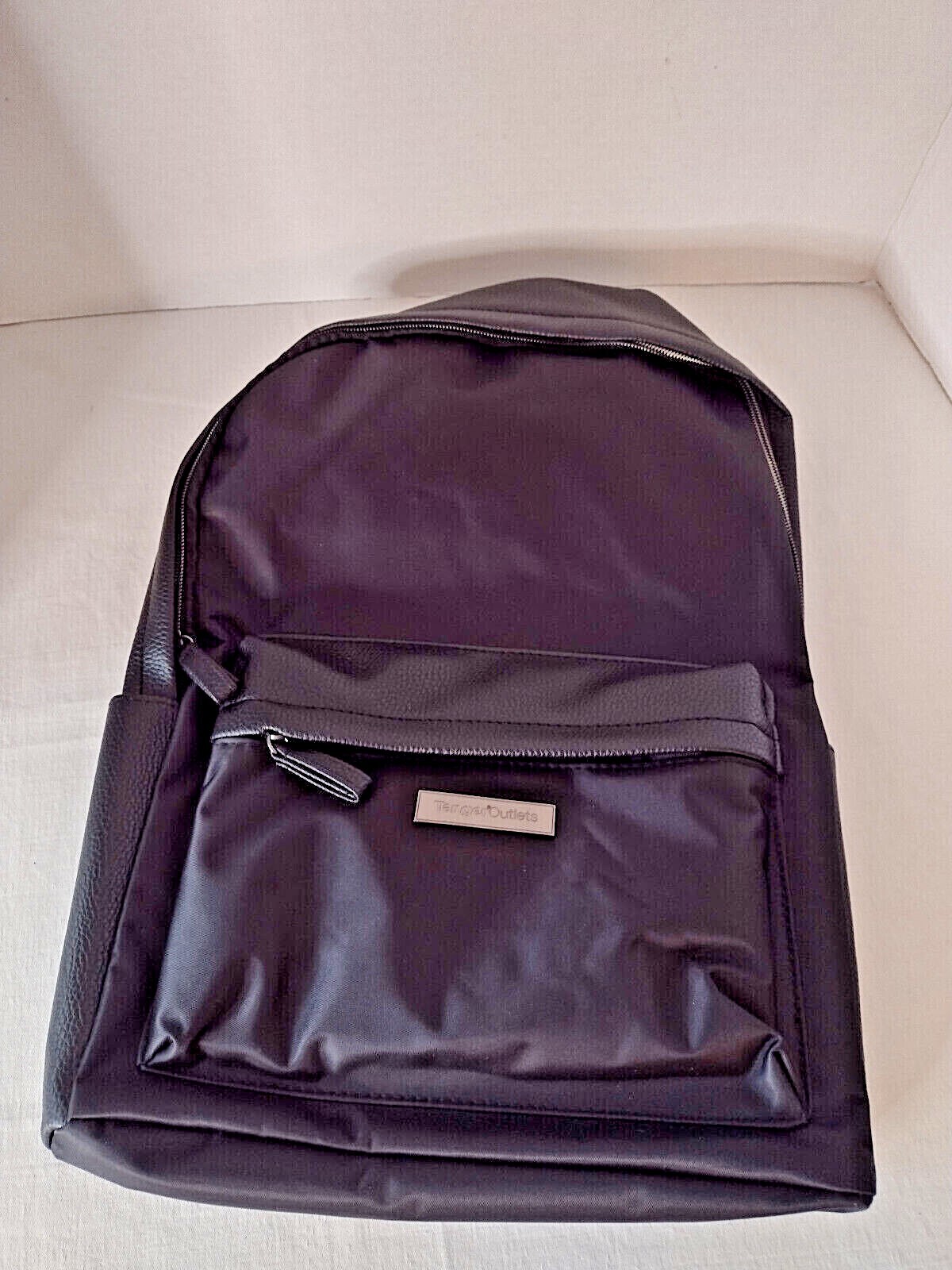 Tanger Outlets Shoppers Club Backpack – Black – New Sealed