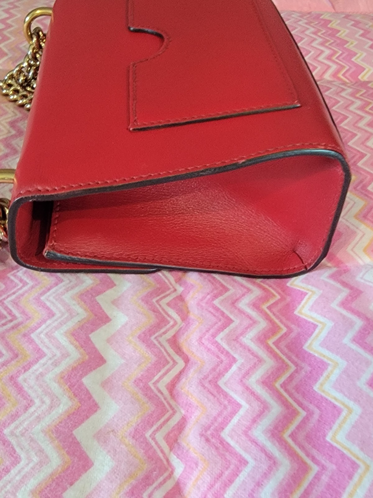 Gucci Padlock Small Red Leather Chain Shoulder Crossbody Bag Gold Hardware