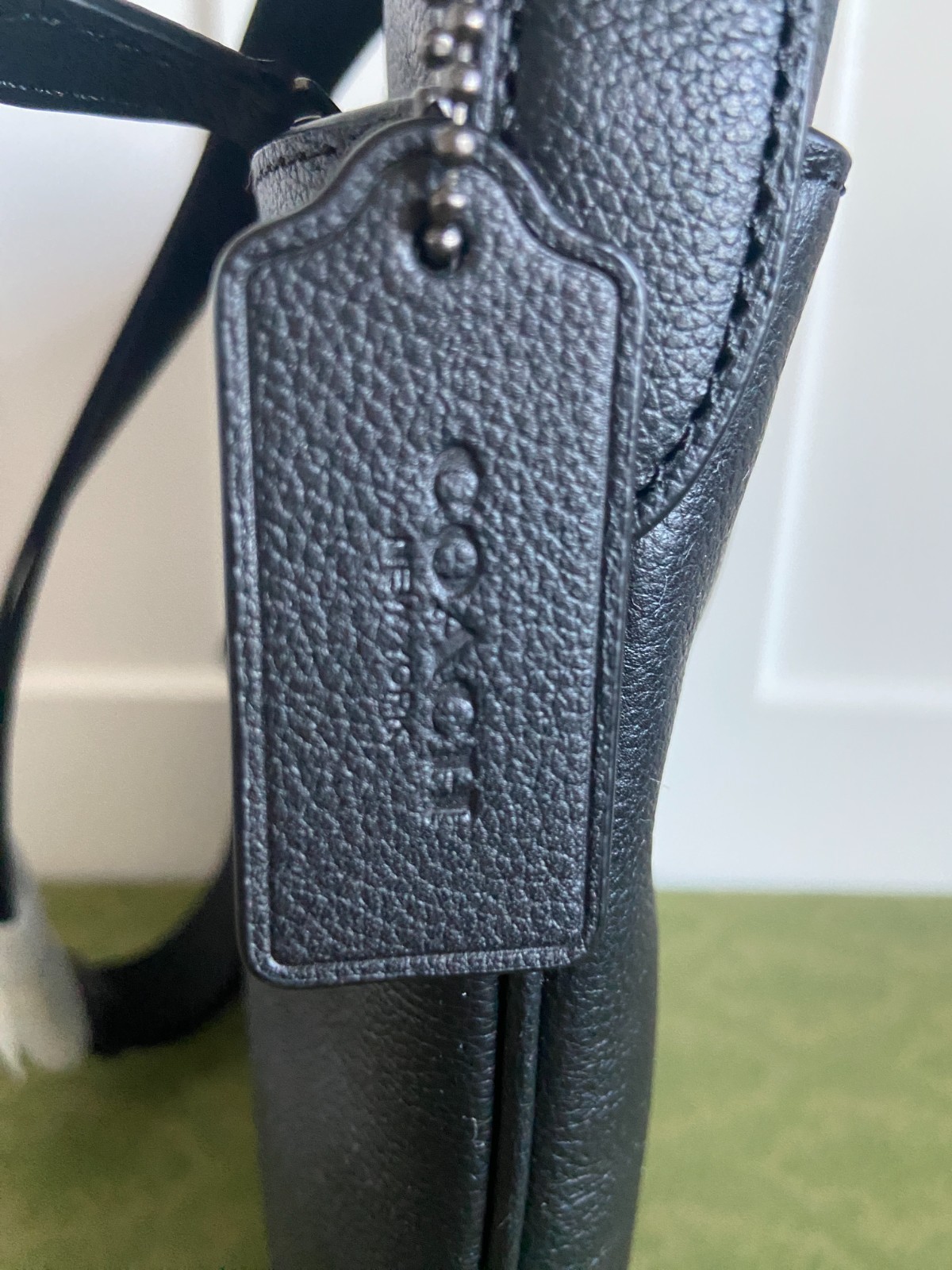 NWT COACH Charles Varsity Leather Strip Slim Men’s Messenger Bag – Dark Denim