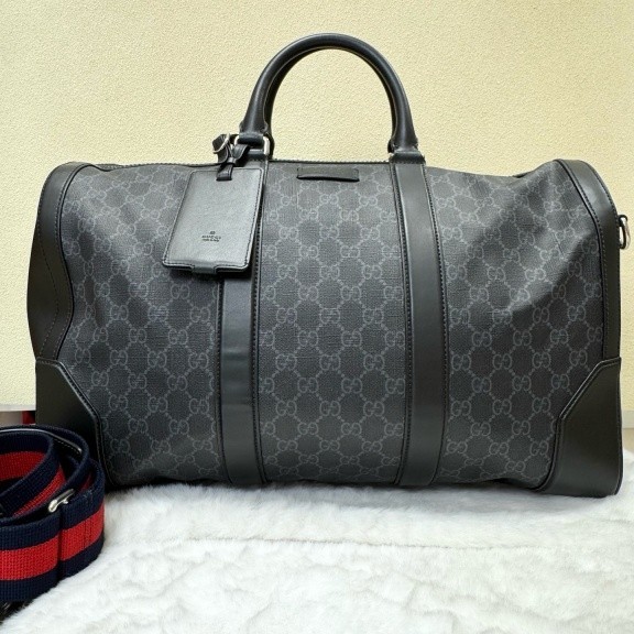 Gucci Keepall 42 Black Monogram Travel Bag With Shoulder Strap