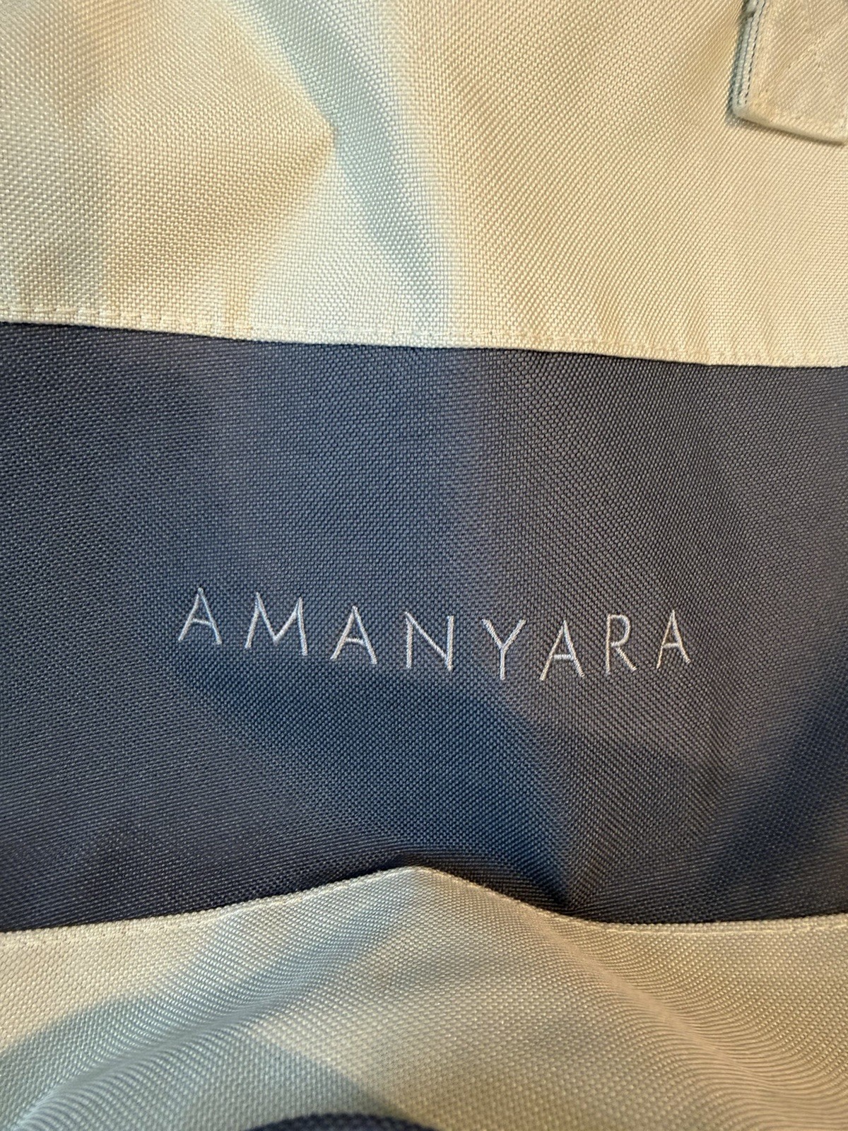 AMANYARA Women’s Colorblock Tote Bag Blue/Beige Double Handles Inner Pockets