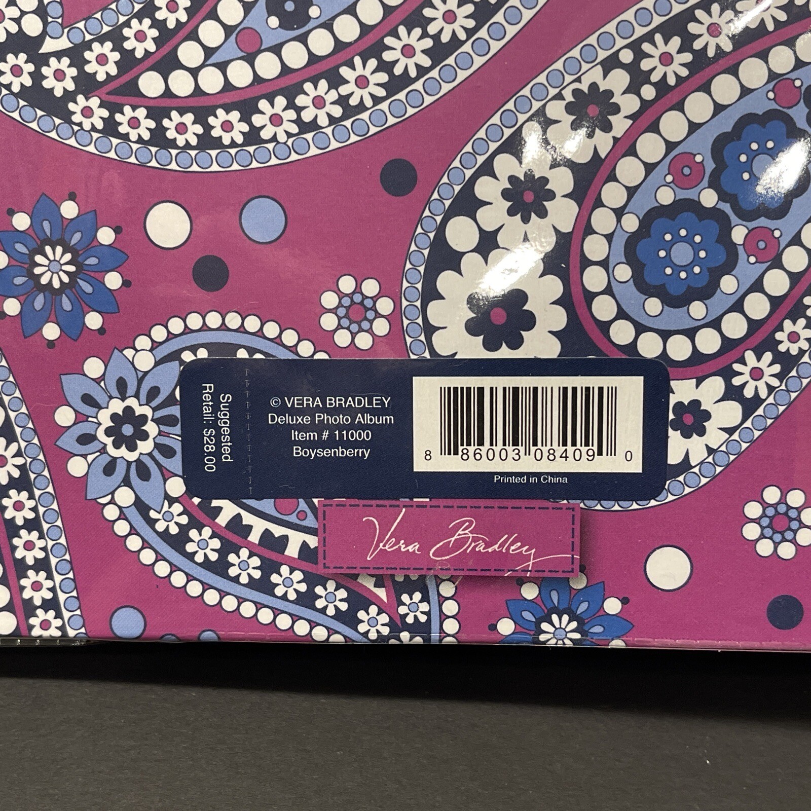 NEW Vera Bradley Boysenberry DELUXE PHOTO ALBUM (Holds 200 4×6 photo)