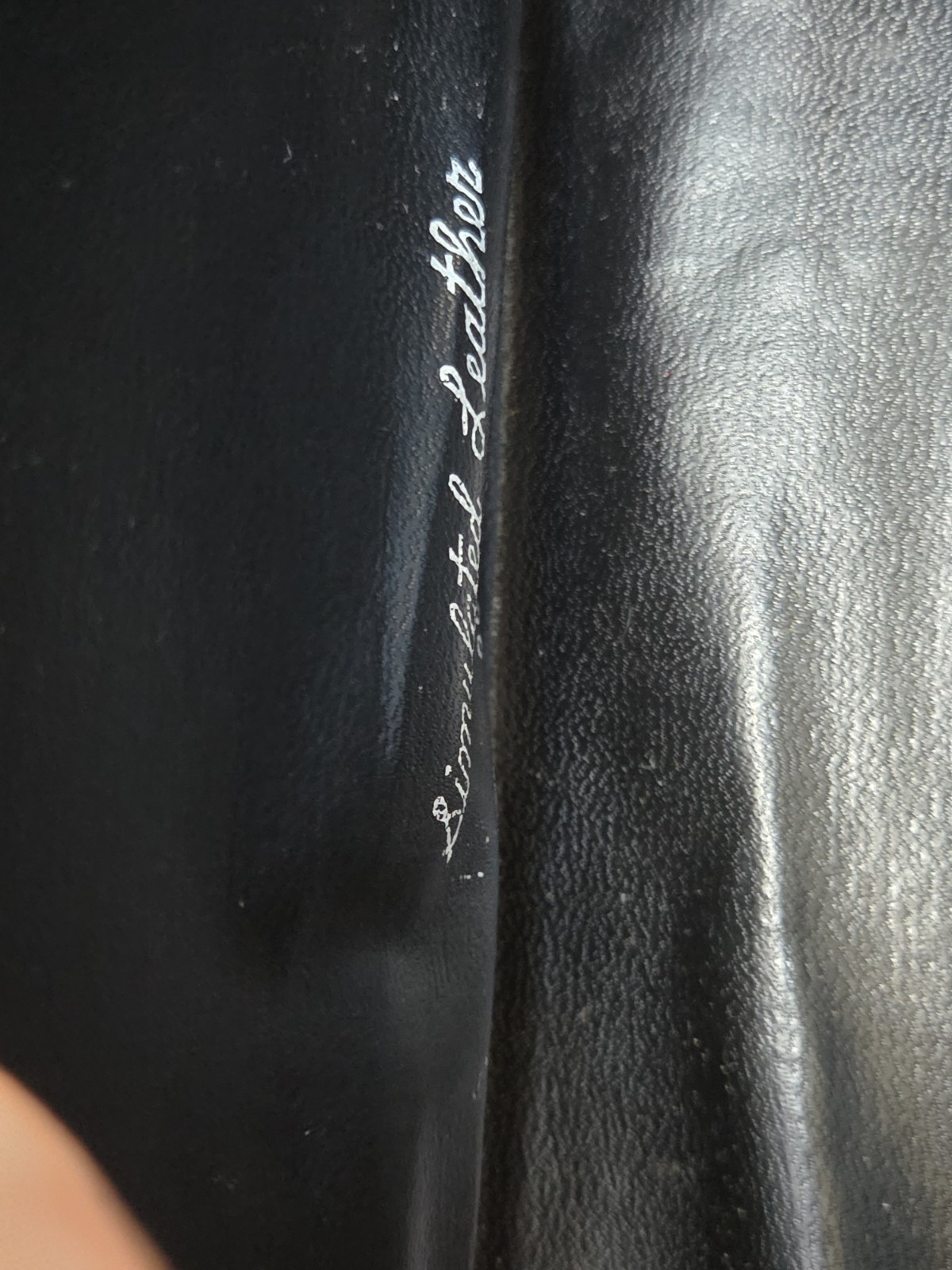 Vintage Black Vegan Leather Snakeskin Top-handle Structured Purse w/ Bow Detail