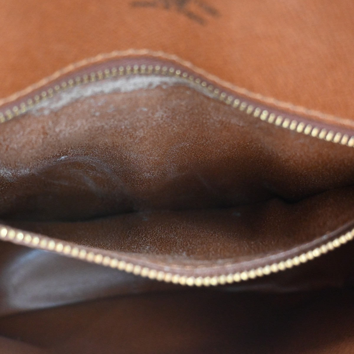 LOUIS VUITTON Saint Cloud GM Shoulder Bag Monogram Leather Brown M51242 32SA128