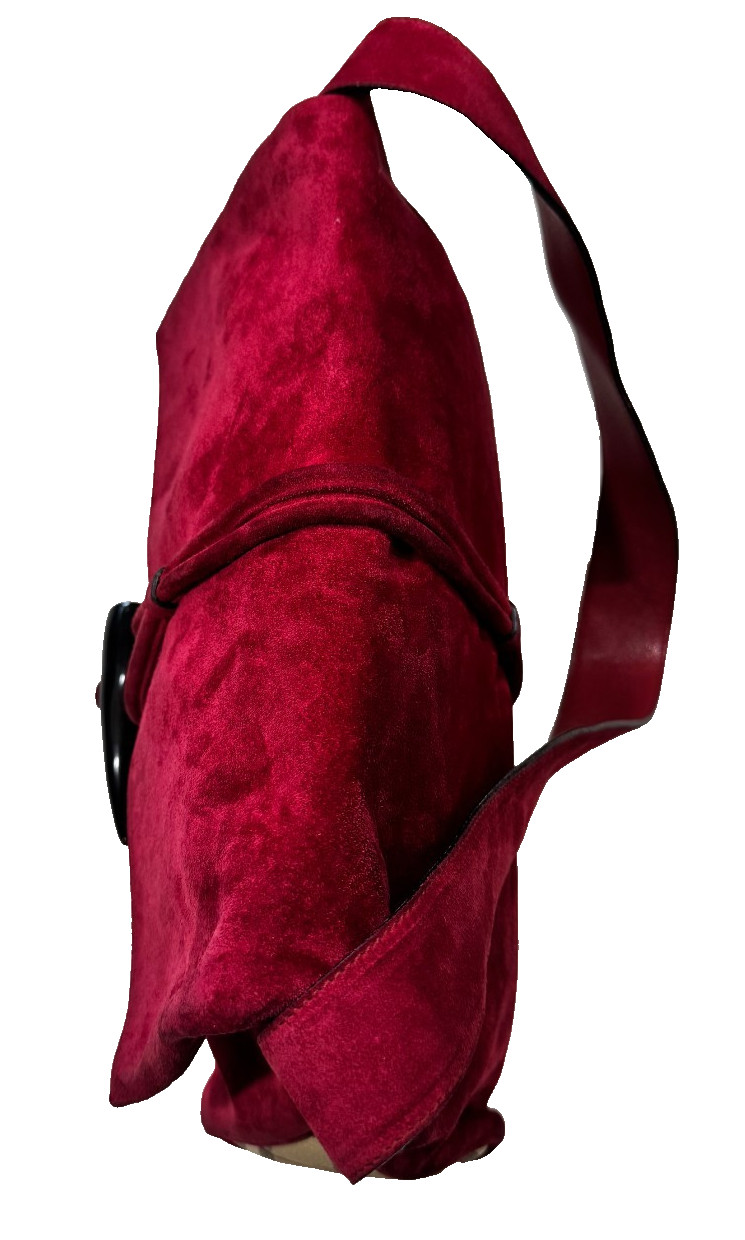 BURBERRY HAYMARKET SHOULDER BAG HANDBAG RED SUEDE LEATHER BLACK HORN TOGGLE NICE