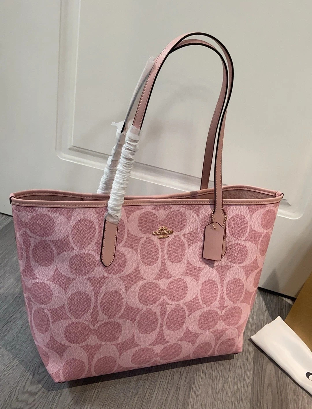 COACH City Tote Bag Signature Canvas Powder Pink CAL49 Outlet NEW