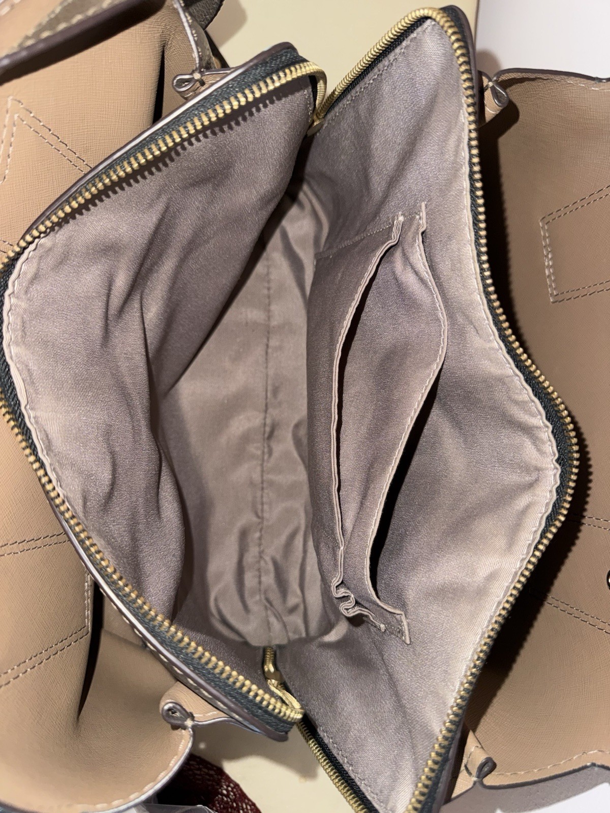 Marc Jacobs The Editor Brown Pebbled Satchel Zip Bag w/ Strap, Gold Hardware