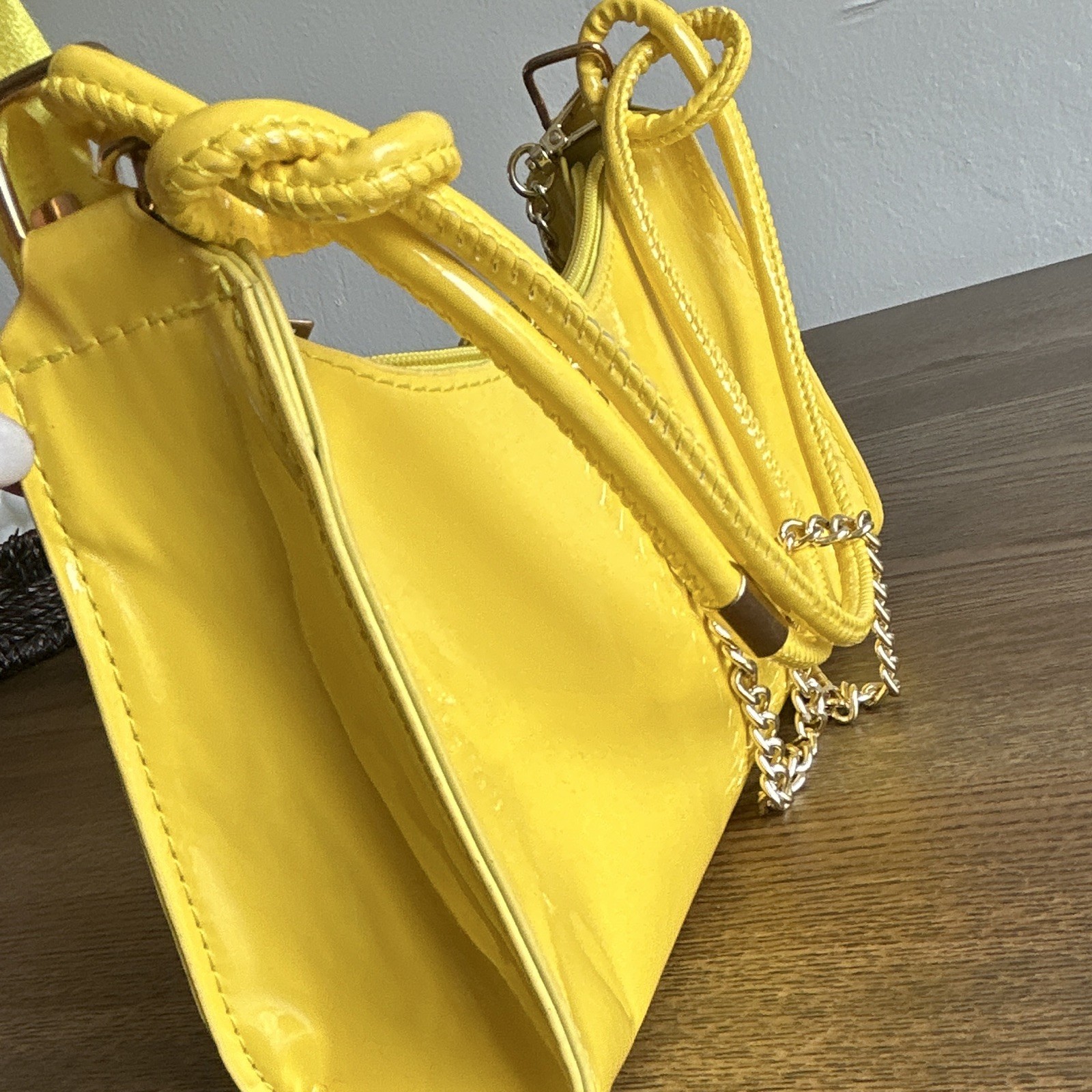 Women’s Yellow Solid Shoulder Bag, Zip Closure, Gold Chain, Detachable Strap