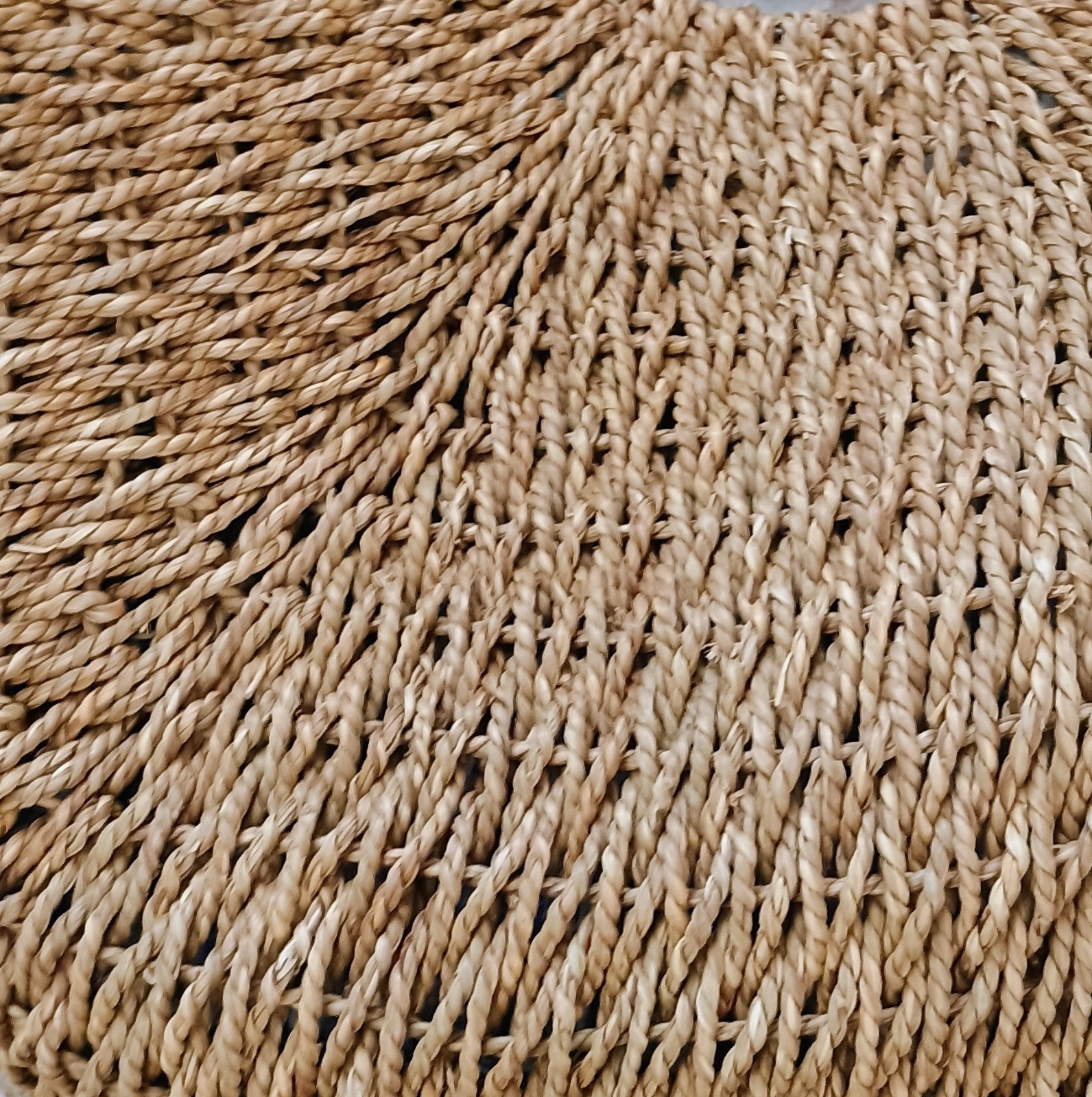 Large Woven Straw Rattan Beach Bag Tote Purse Half Moon Wood Bead Handle Lined