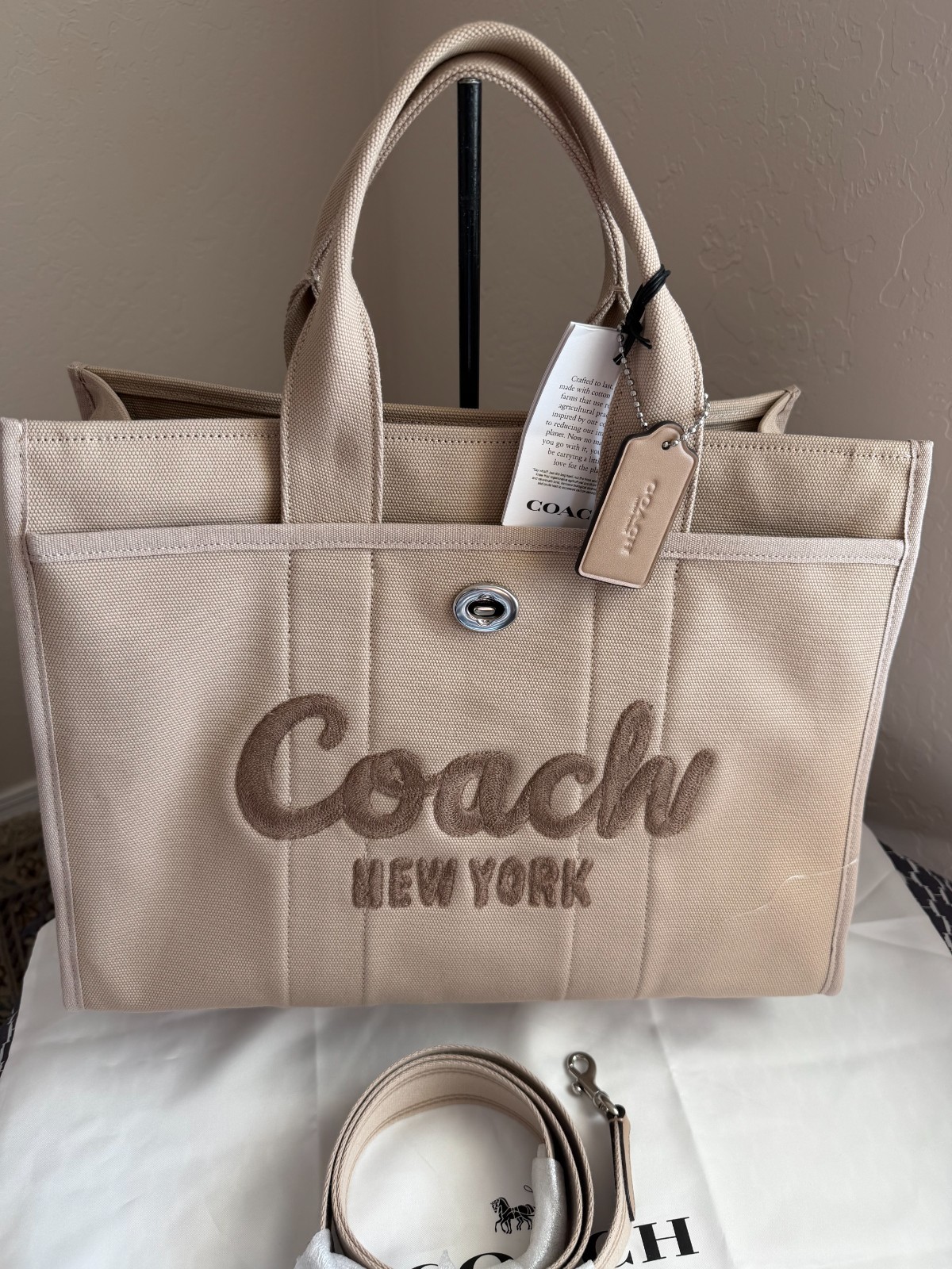 Authentic COACH Cargo Tote Bag 42 Large Canvas Crossbody NEW Dark Natural