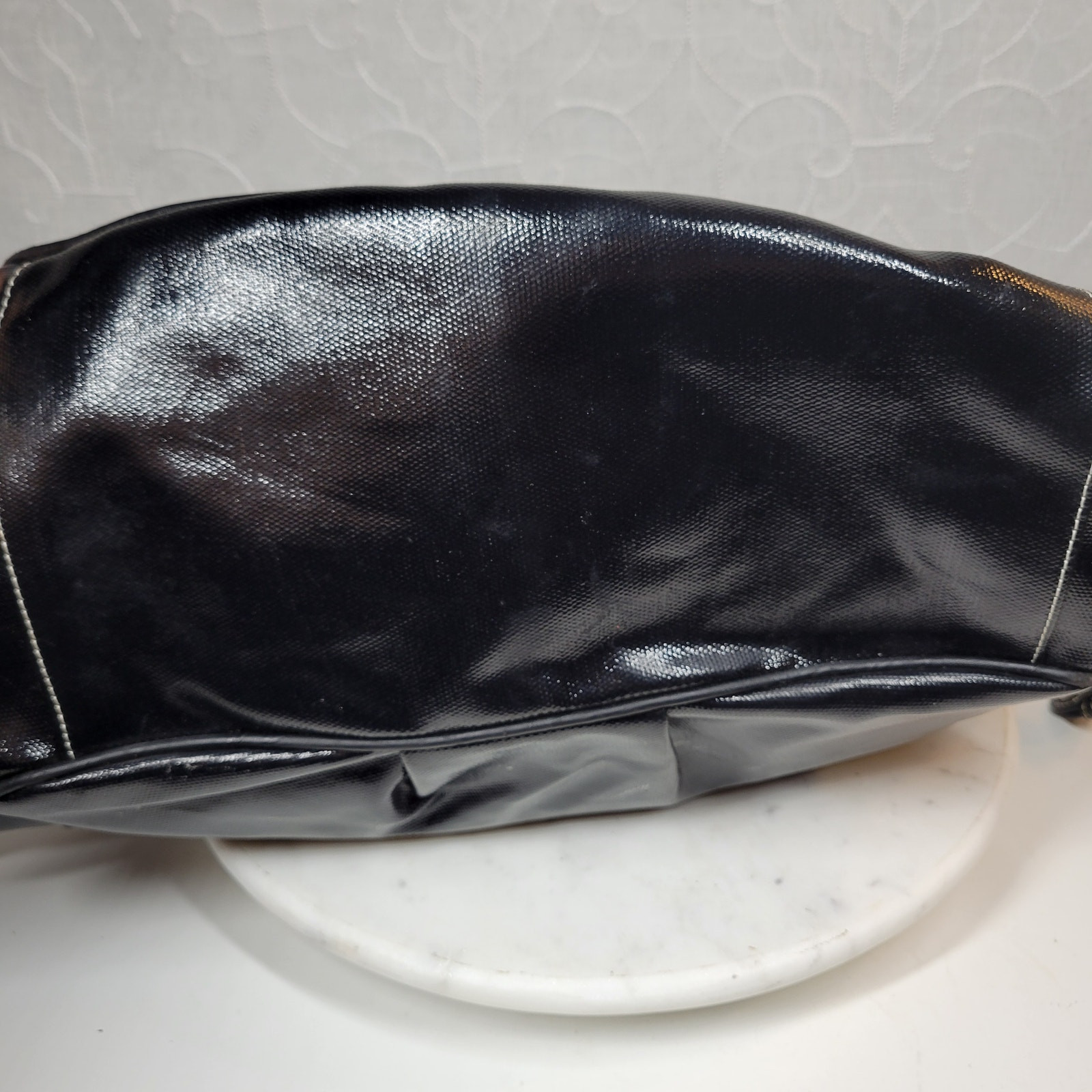 Via Spiga Womens Shoulder Bag Large Black Patent Leather Pockets Lined Hobo