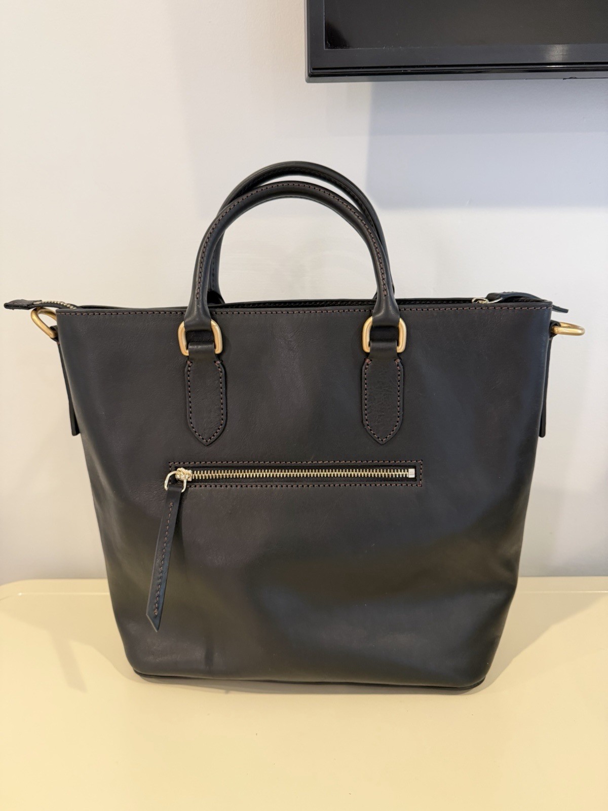 Dooney & Bourke Florentine Editor’s Tote ~MISSING STRAP~ WORN ONCE