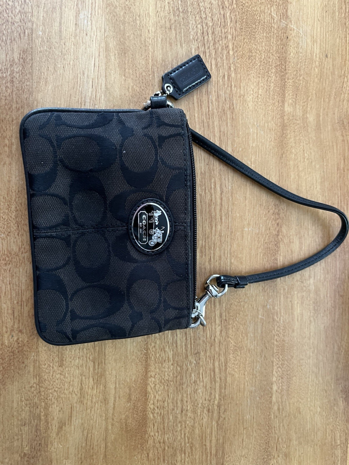 Coach Signature C Black Zip Wristlet Pouch Silver Hardware Wrist Strap
