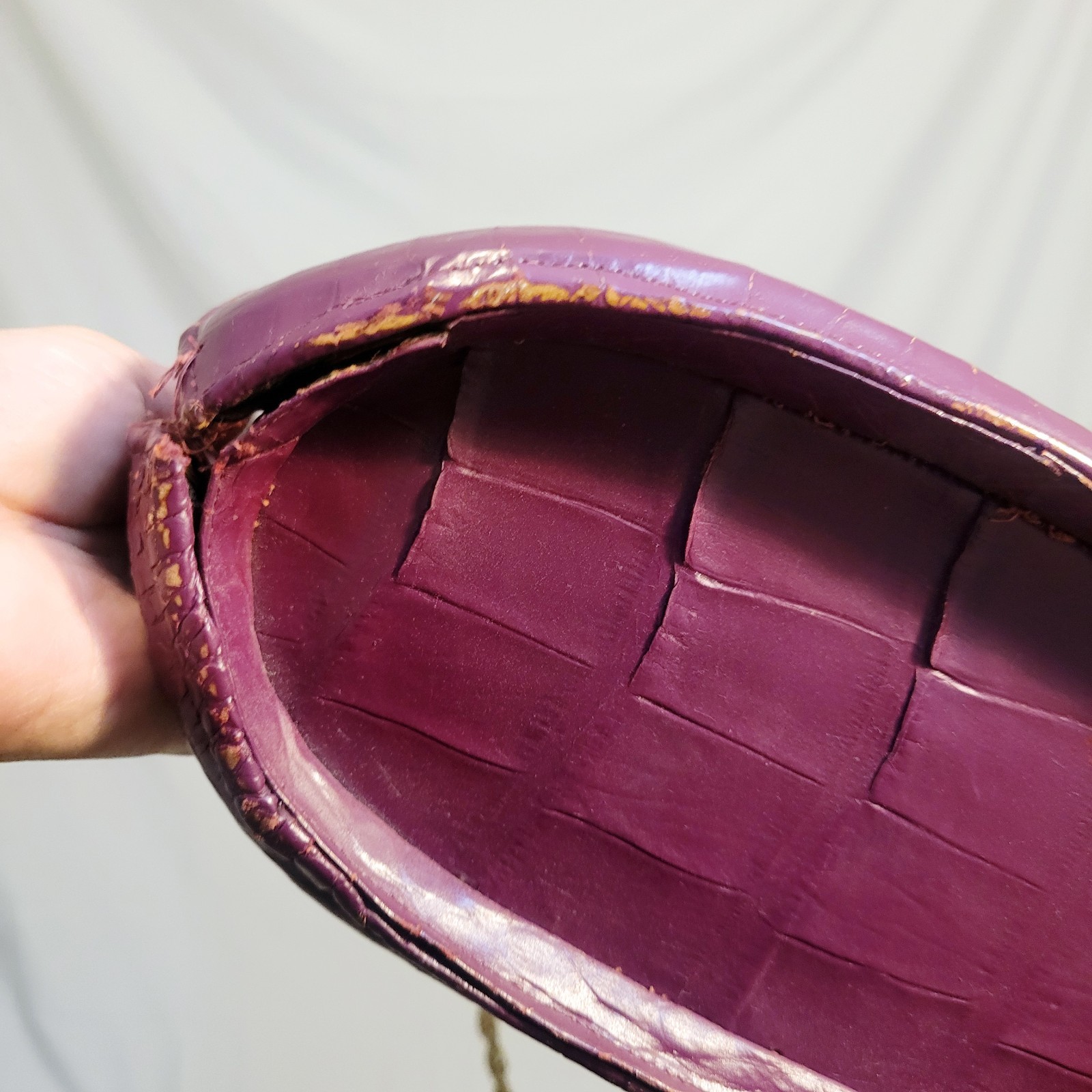 Authentic 1940s Alligator Purple Embossed Shoulder Bag