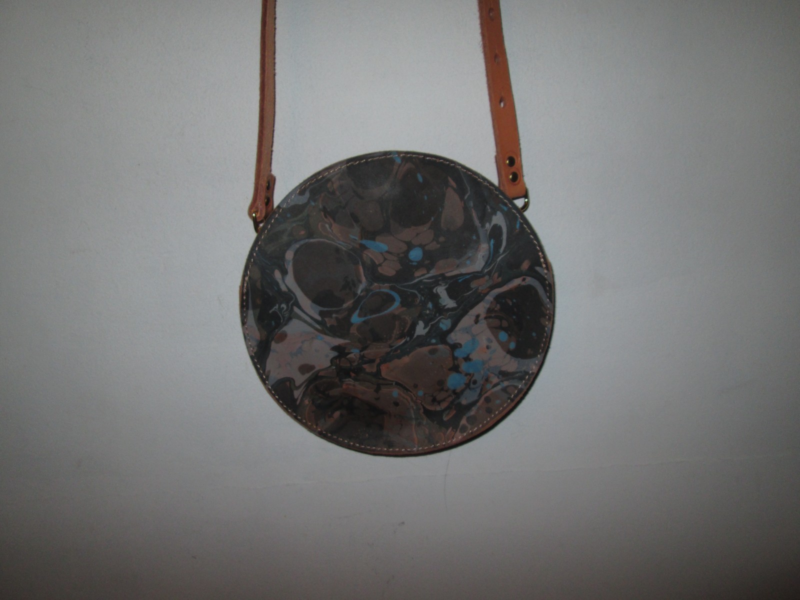 New JACKALOPE MILK Marbled Leather Small Canteen Round Crossbody Bag Purse *USA