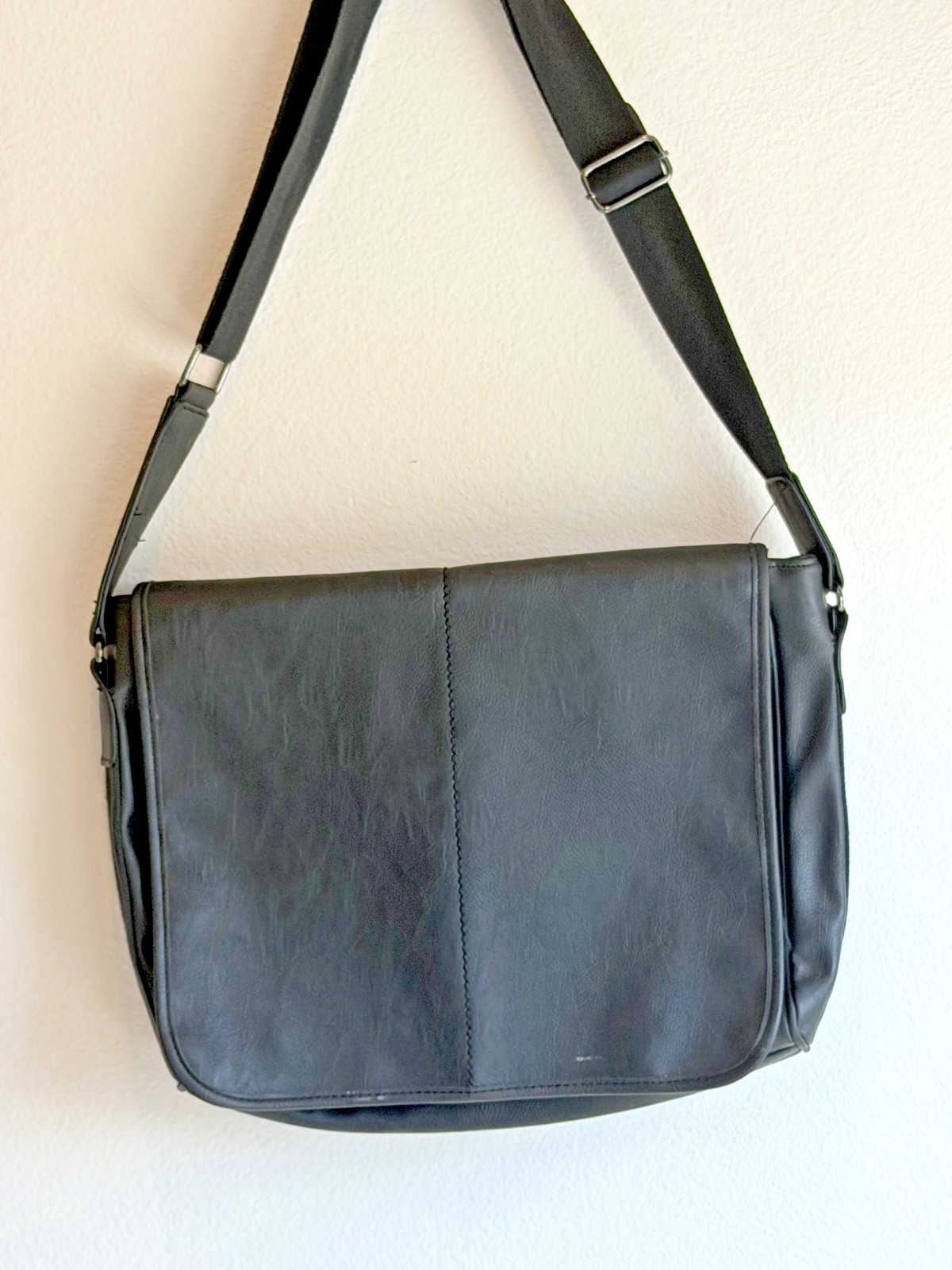 Black Aldo laptop/book bag Shoulder Strap Bag