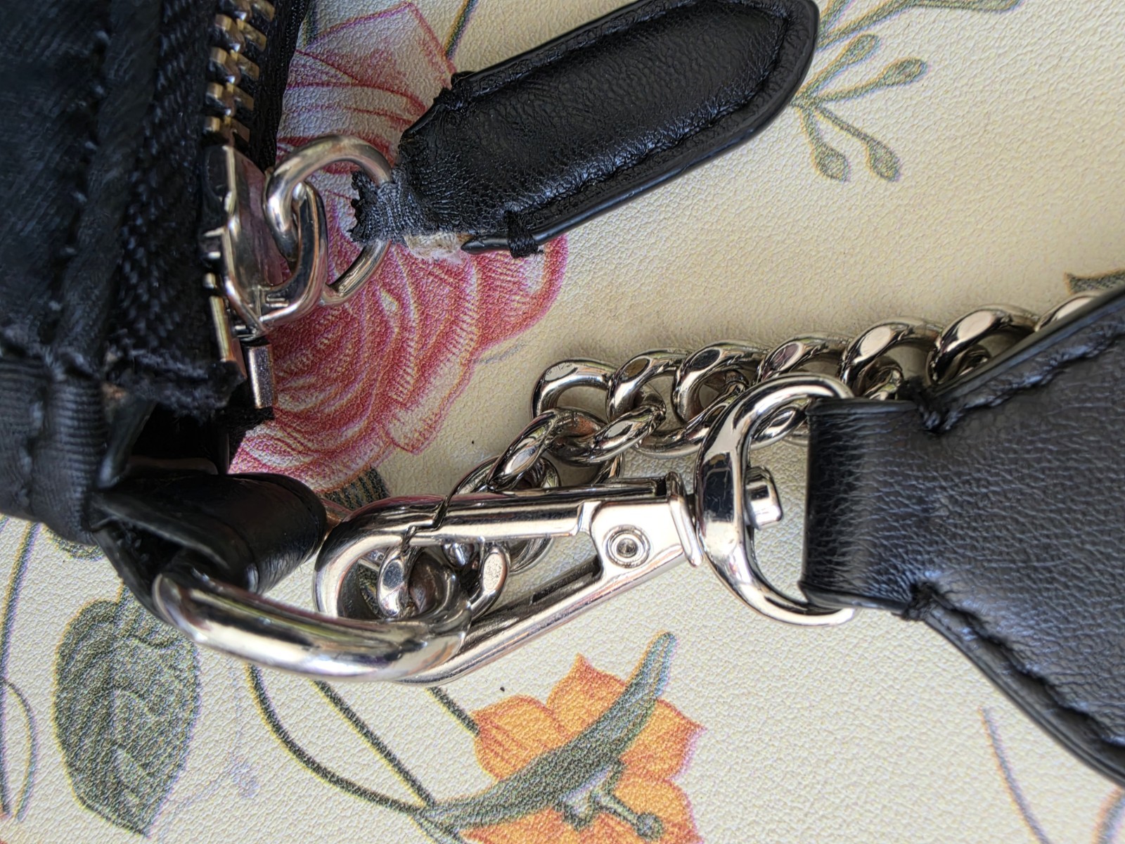 DKNY Carlo Pouchette Chain Strap & Shoulder Strap Bag Crossbody Black