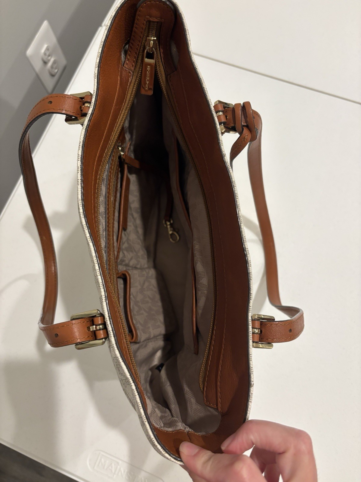 Michael Kors Bedford Top Zip Medium Pocket Tote Bag Ivory Logo