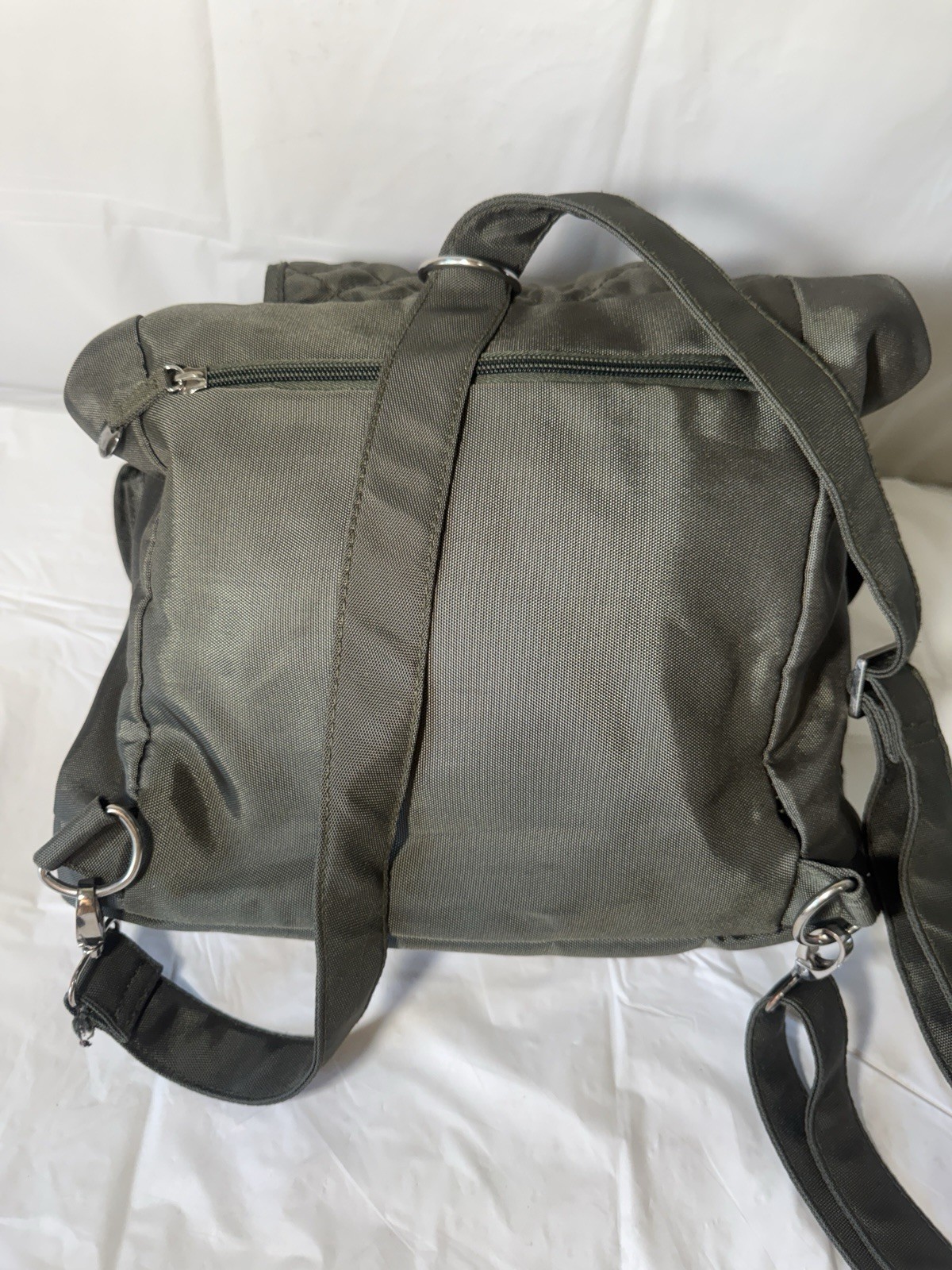Travelon Backpack Daypack Anti Theft Travel RFID Tablet School Bag GREEN