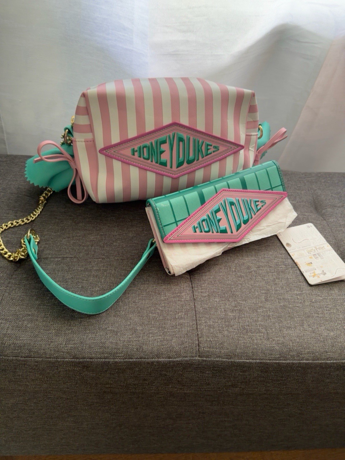 Loungefly Harry Potter Honeydukes Pink/White Striped Crossbody Chain + Wallet