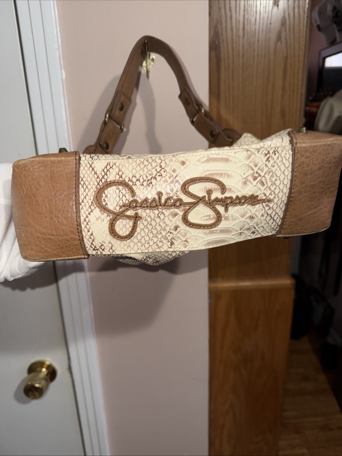 Jessica Simpson Cream & Brown SnakeSkin With Embroidered Emblem Shoulder Bag