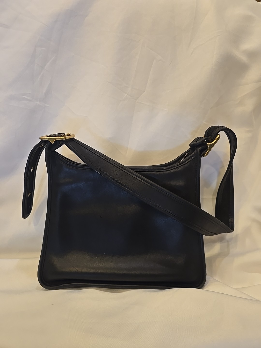 Vintage Coach Black Leather Legacy Zip Bag #9966 Unpolished Original Condition