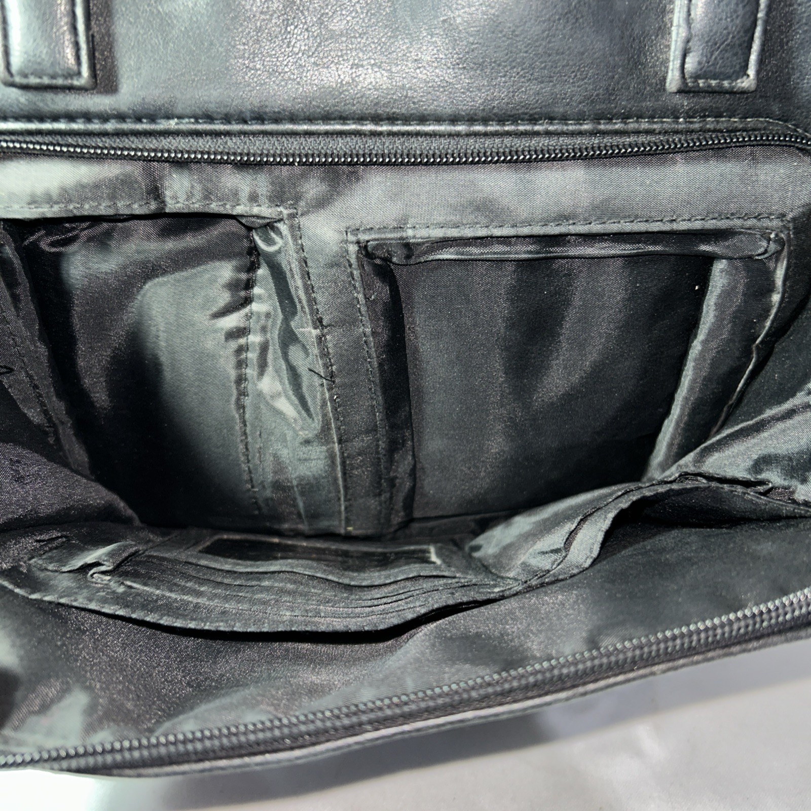 Worthington Shoulder Bag Black 12” X 10” Vinyl 9 Pockets