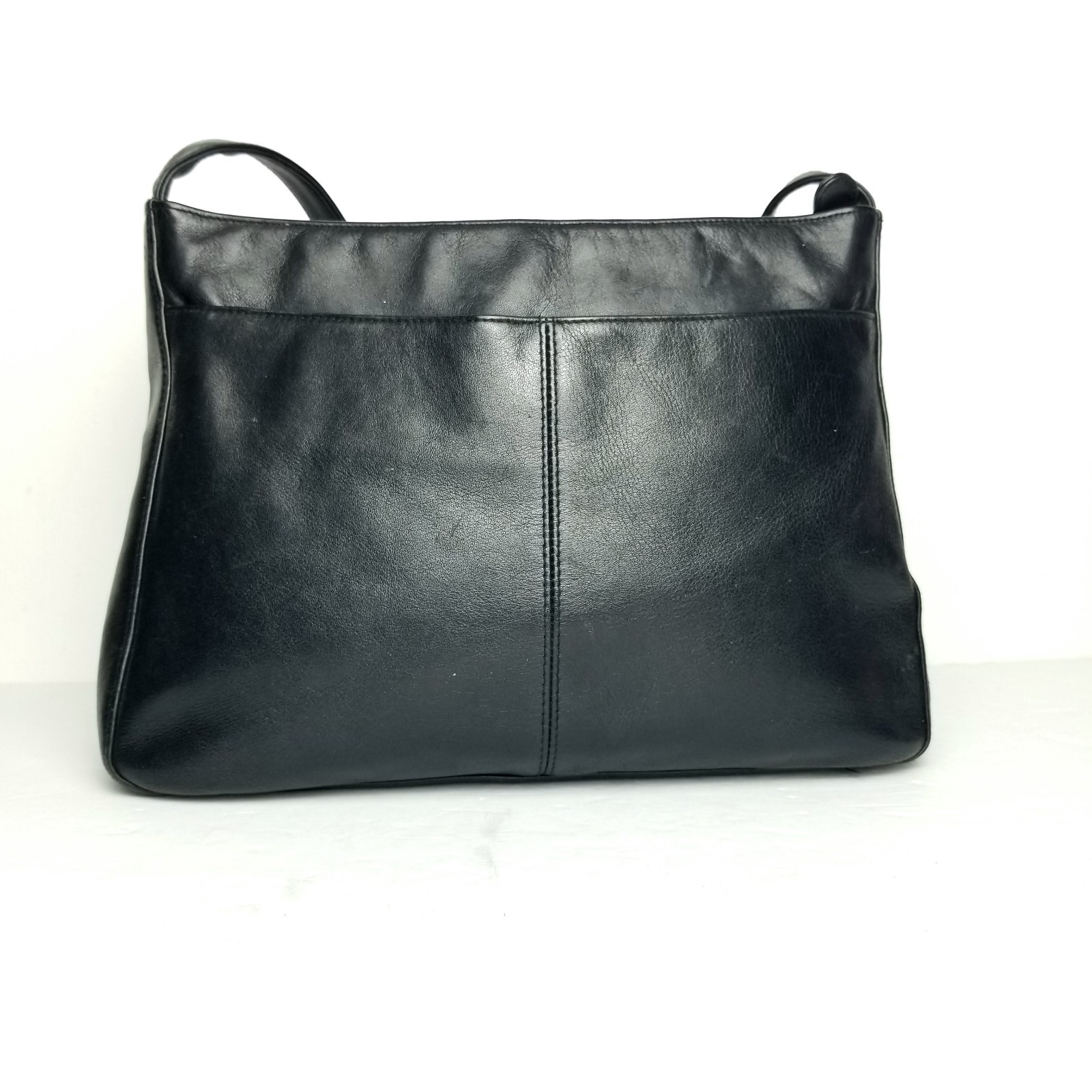 Etienne Aigner Black Genuine Leather Shoulder Bag Gold Tone Logo Classic