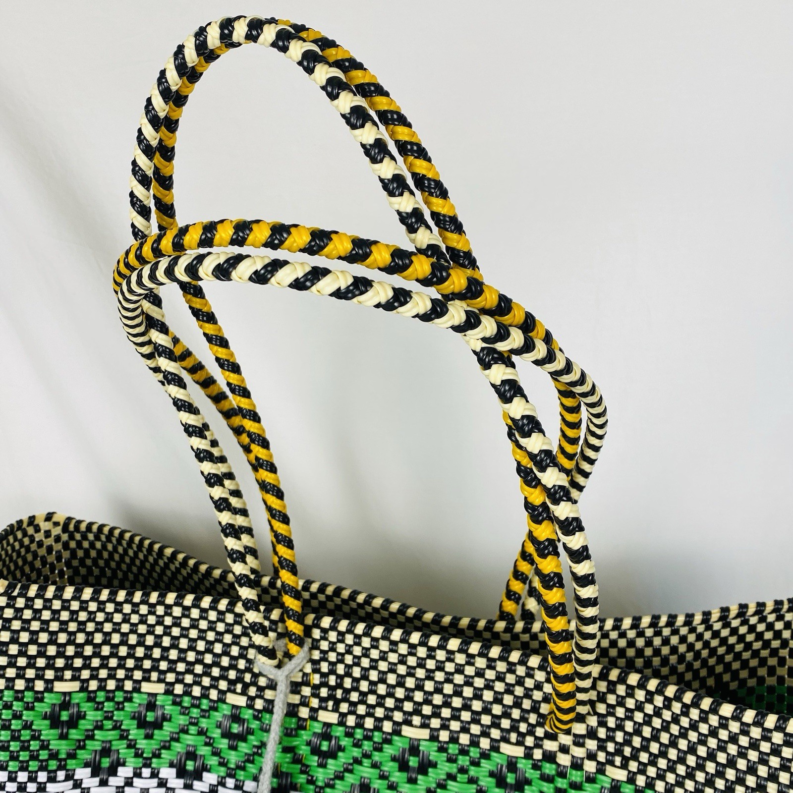 Oaxaca Mexico Hand Woven Recycled Plastic Large Market /Beach Tote Bag w Pom-Pom