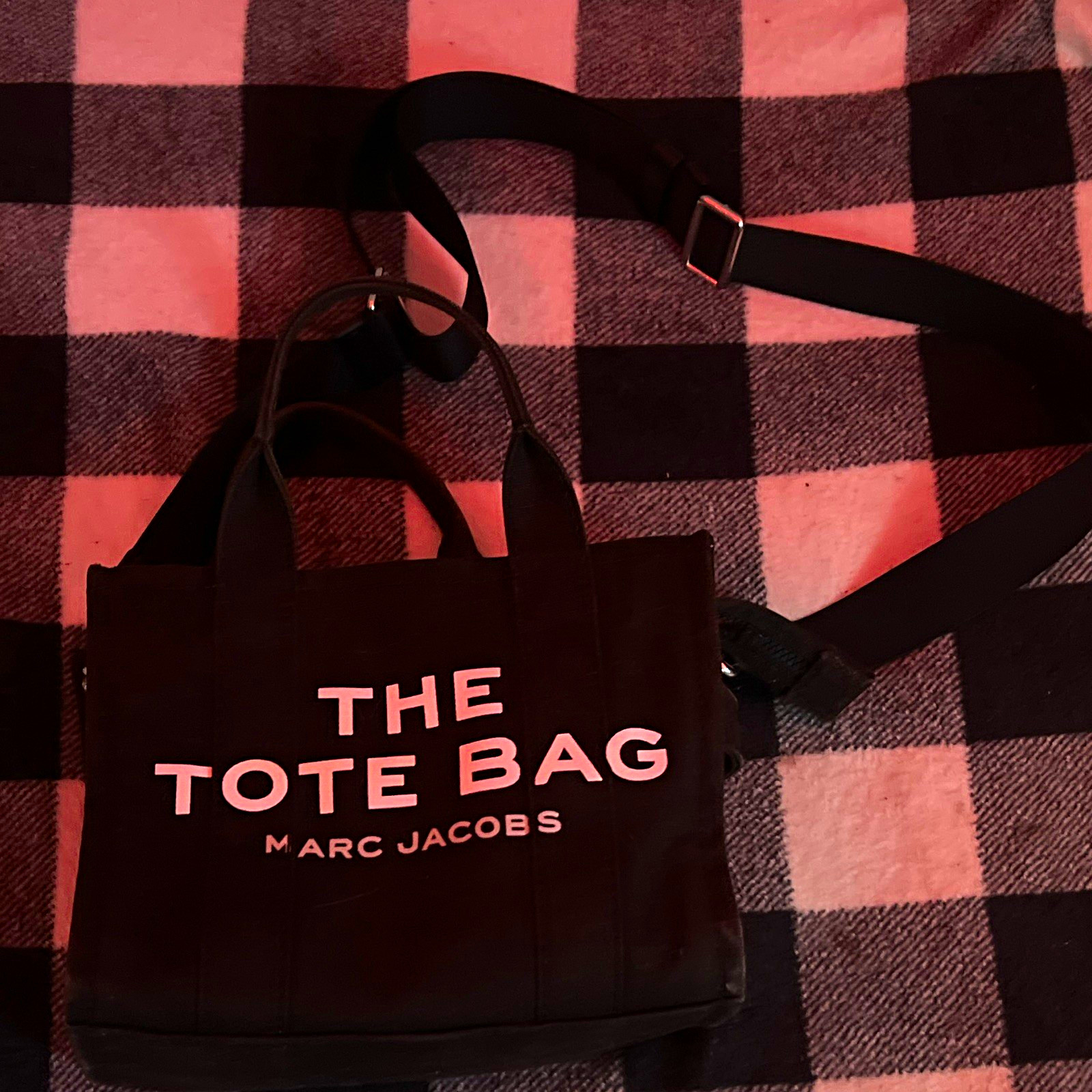 Marc Jacob’s “THE CANVAS MEDIUM TOTE BAG” Color “Black”