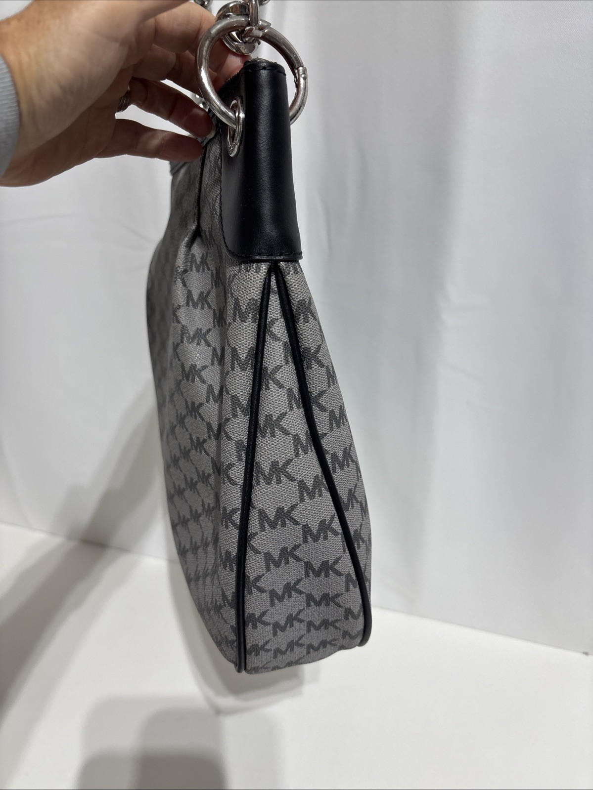 Michael Kors Jet Set Large Convertible Bag NAT/ACORN Style Grey&Black Silver