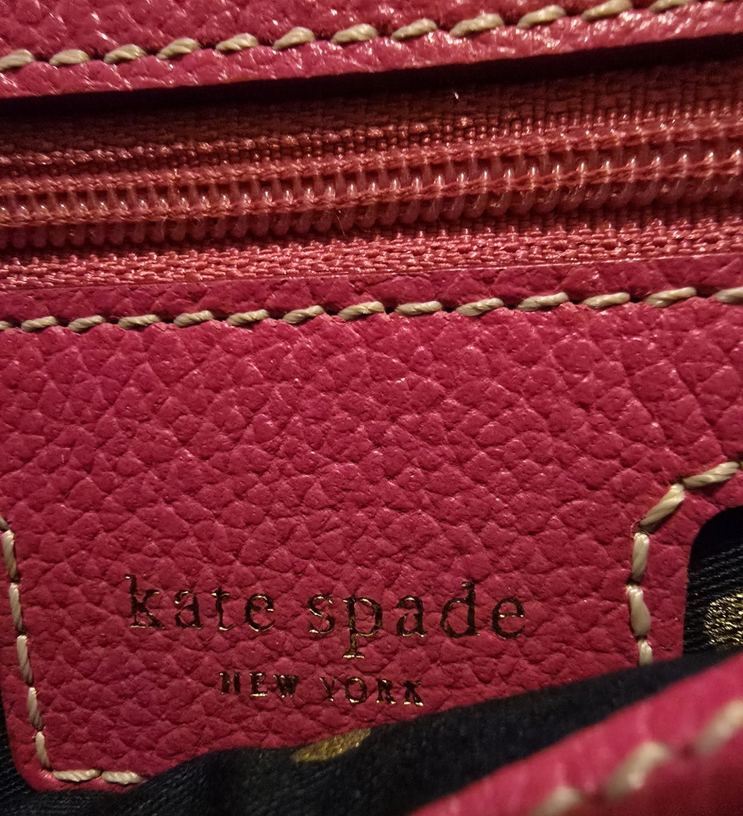 Kate Spade New York Pink Pebbled Shoulder Bag Gold Hardware Zip Polka Dot Lining