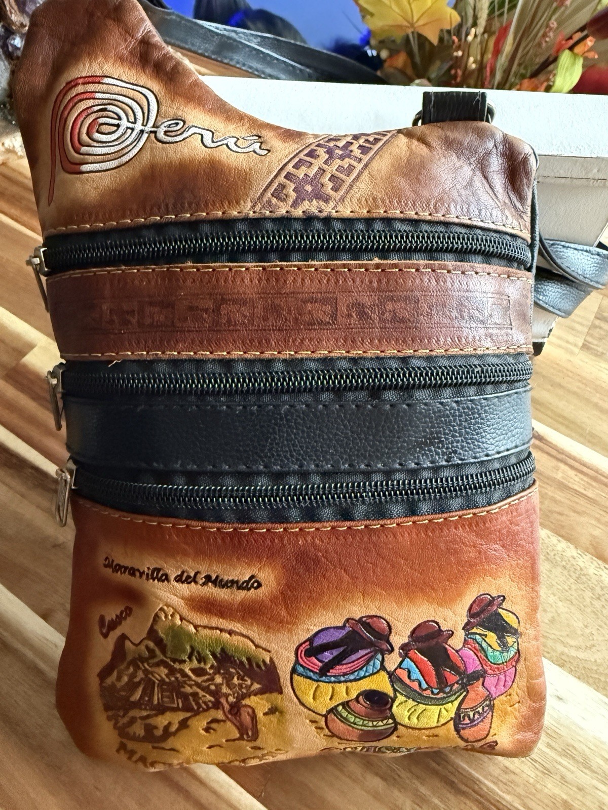 Small Black-Red-Ivory leather Bag With A Hand-painted Design Of Seated Women