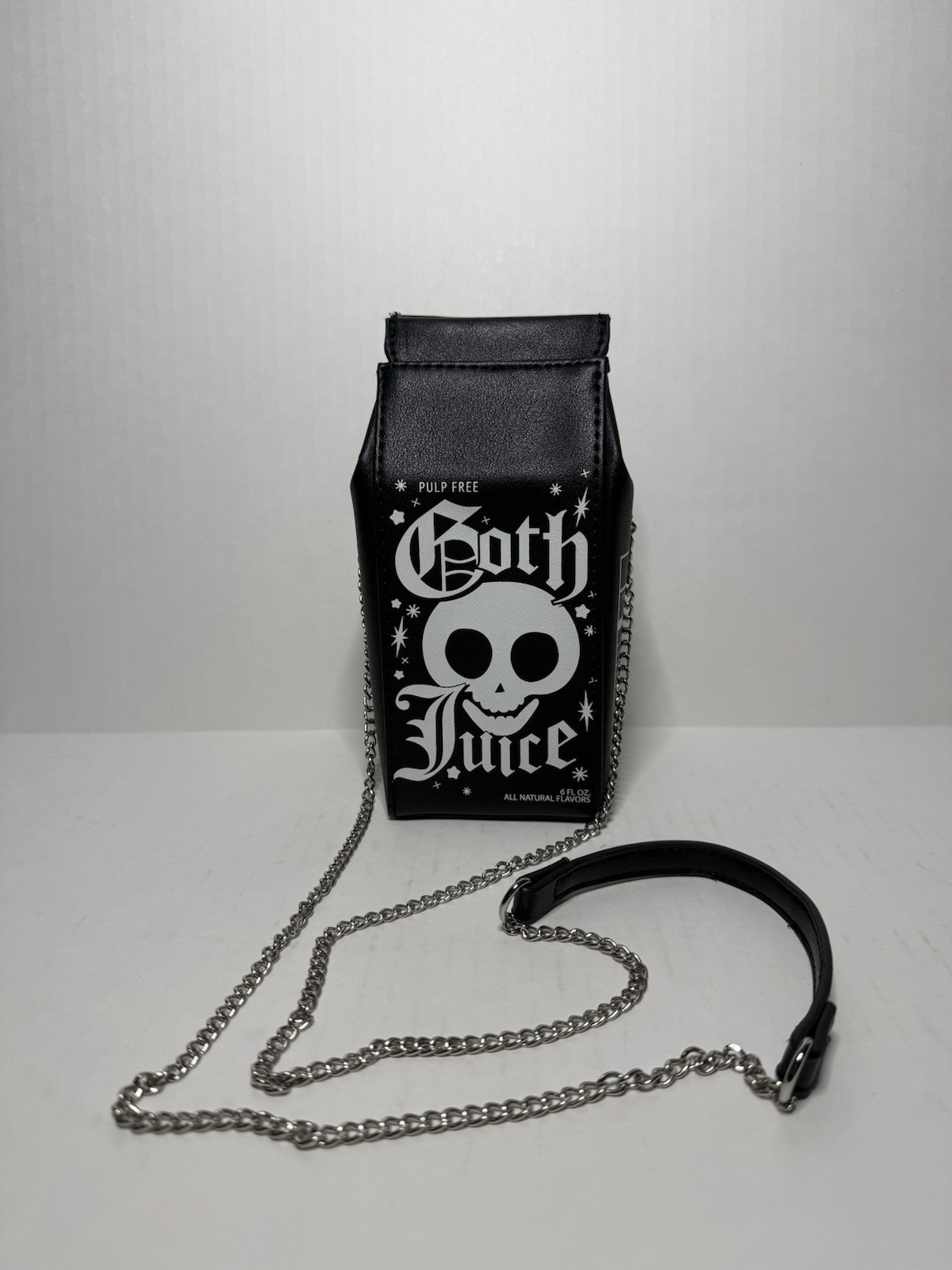 Hot Topic Goth Juice Crossbody Bag Bioworld Purse Black Skull Magnetic Top
