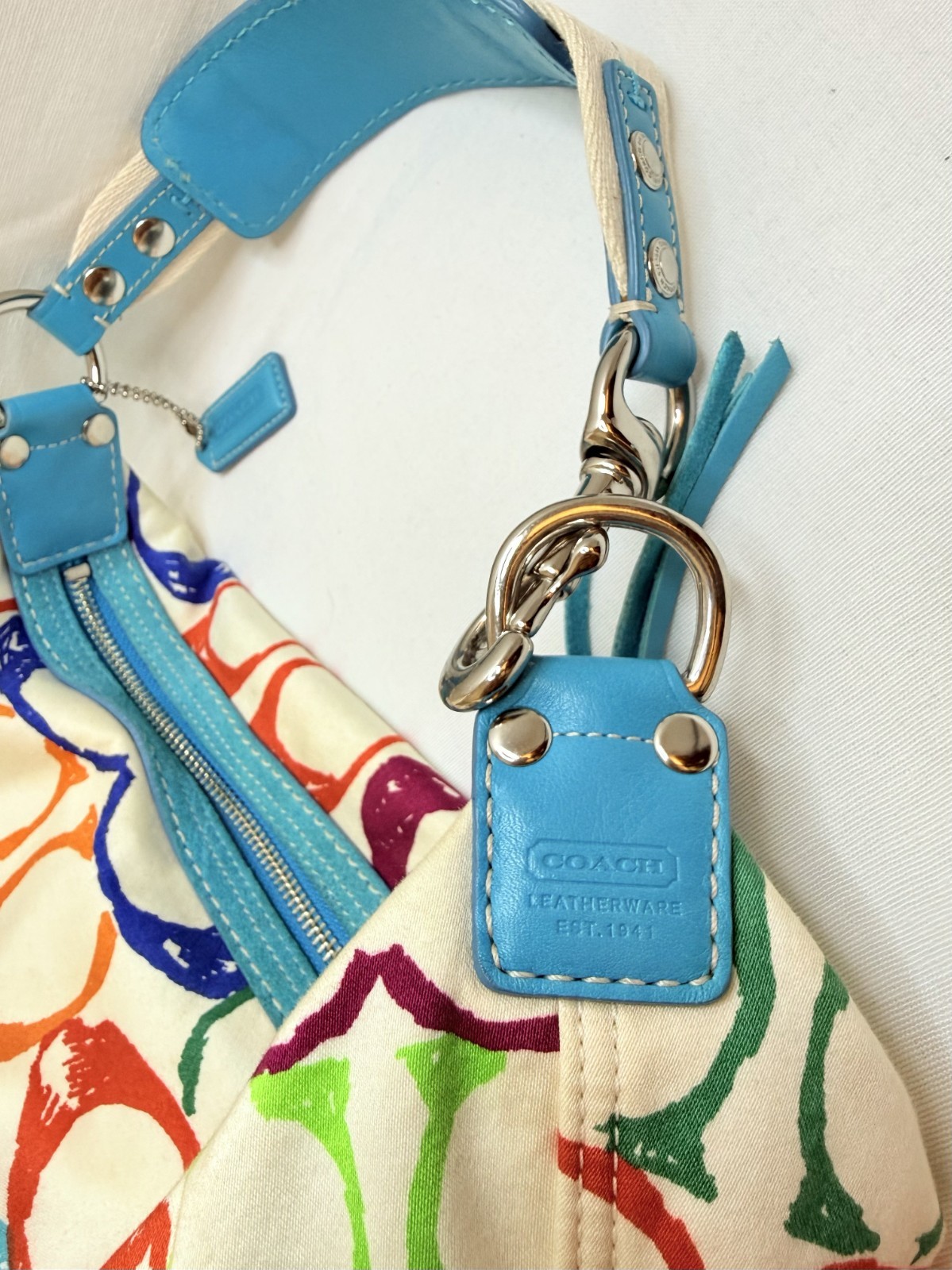 Coach Multicolor Scribble Logo Hampton Hobo Medium Shoulder Bag Y2k Blue Leather