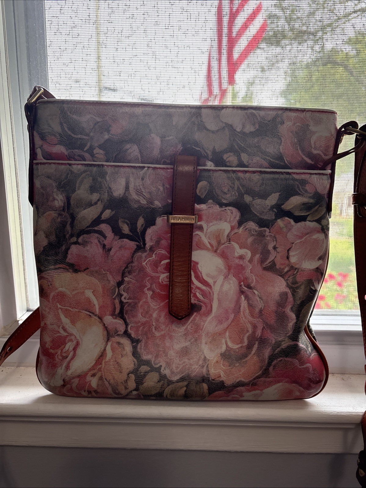 Brahmin Leather Crossbody Bag – Multi Flower Color Pattern – Great for Summer!