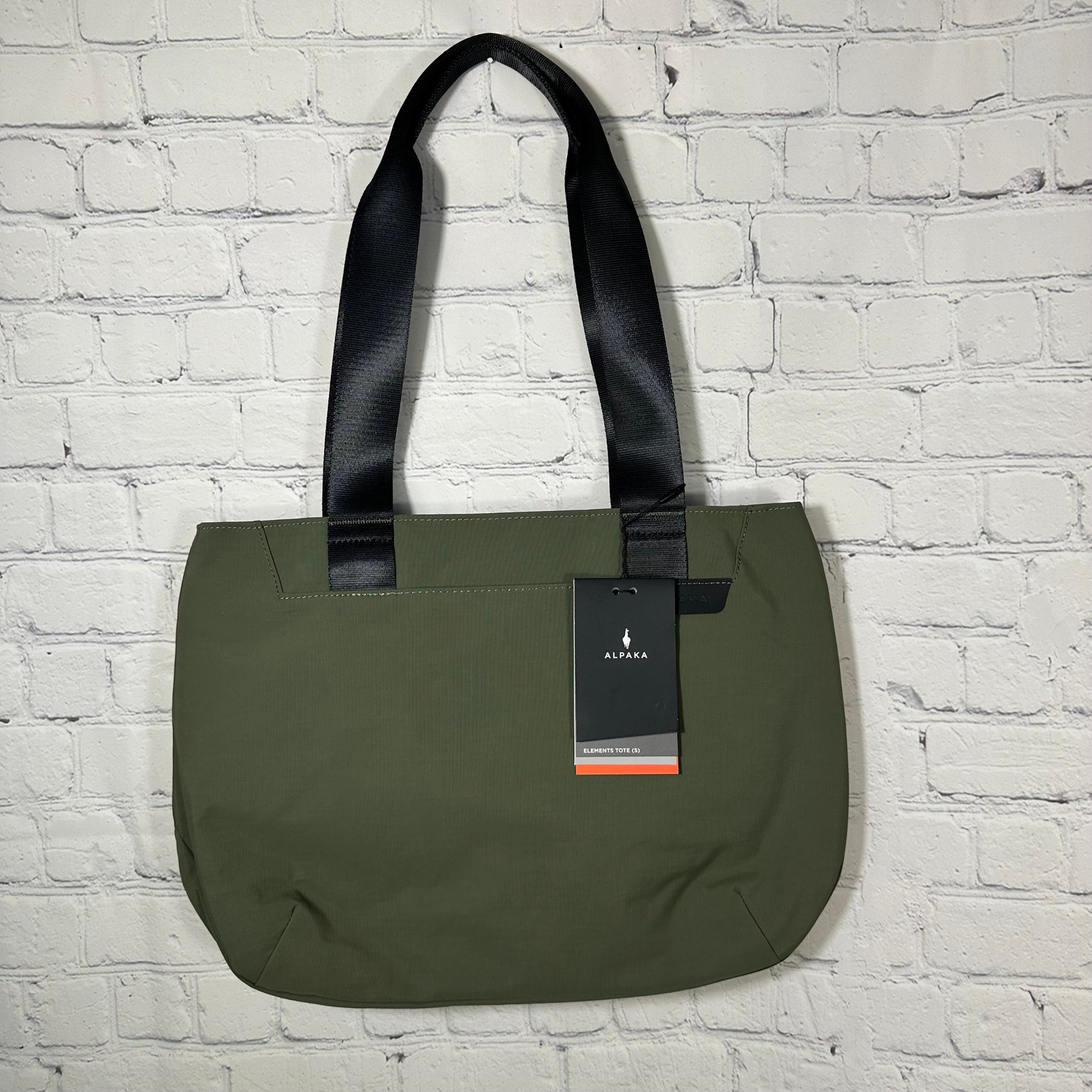 NEW Alpaka Elements Tote S Green Axoflux 210D Recycled Fabric Bag Beach Carryon