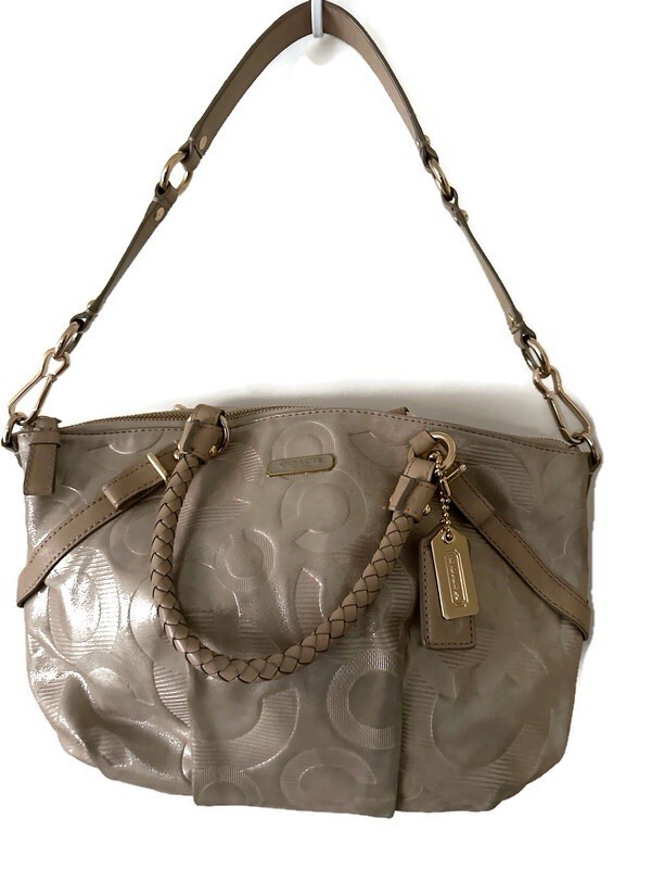 COACH MADISON EMBOSSED LEATHER SOPHIA GOLD CHAMPAGNE SHOULDER HANDBAG F15922