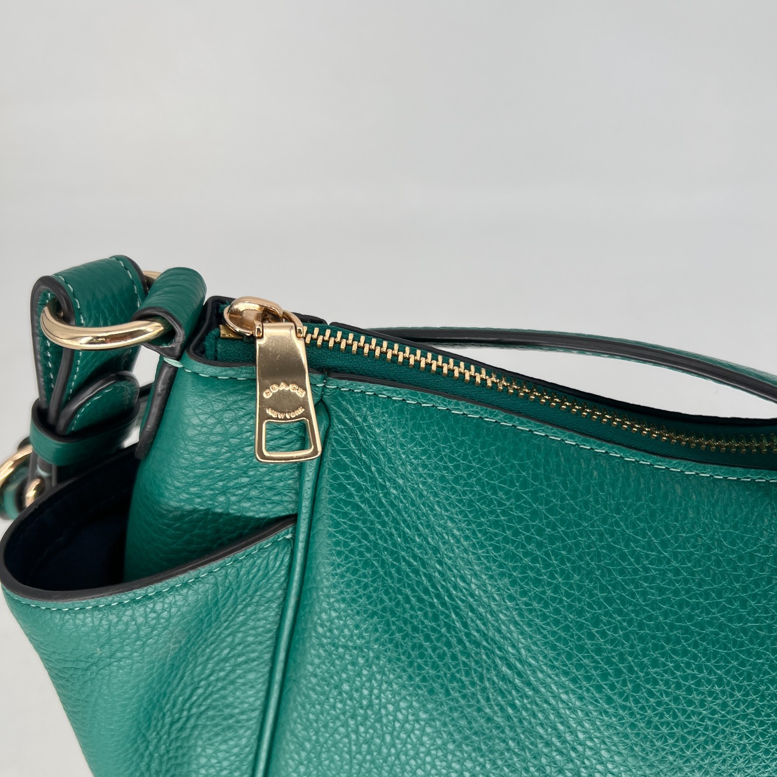 Coach Rori Shoulder Bag Womens Handbag Green Pebbled Leather Crescent C2853